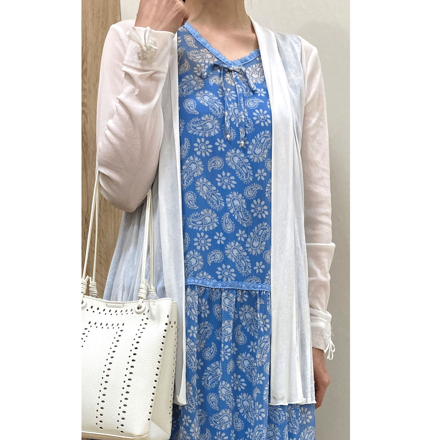 Super Beauty ビーズ×スパンコール×刺繍入りパワーネット素材カーディガン - 画像1