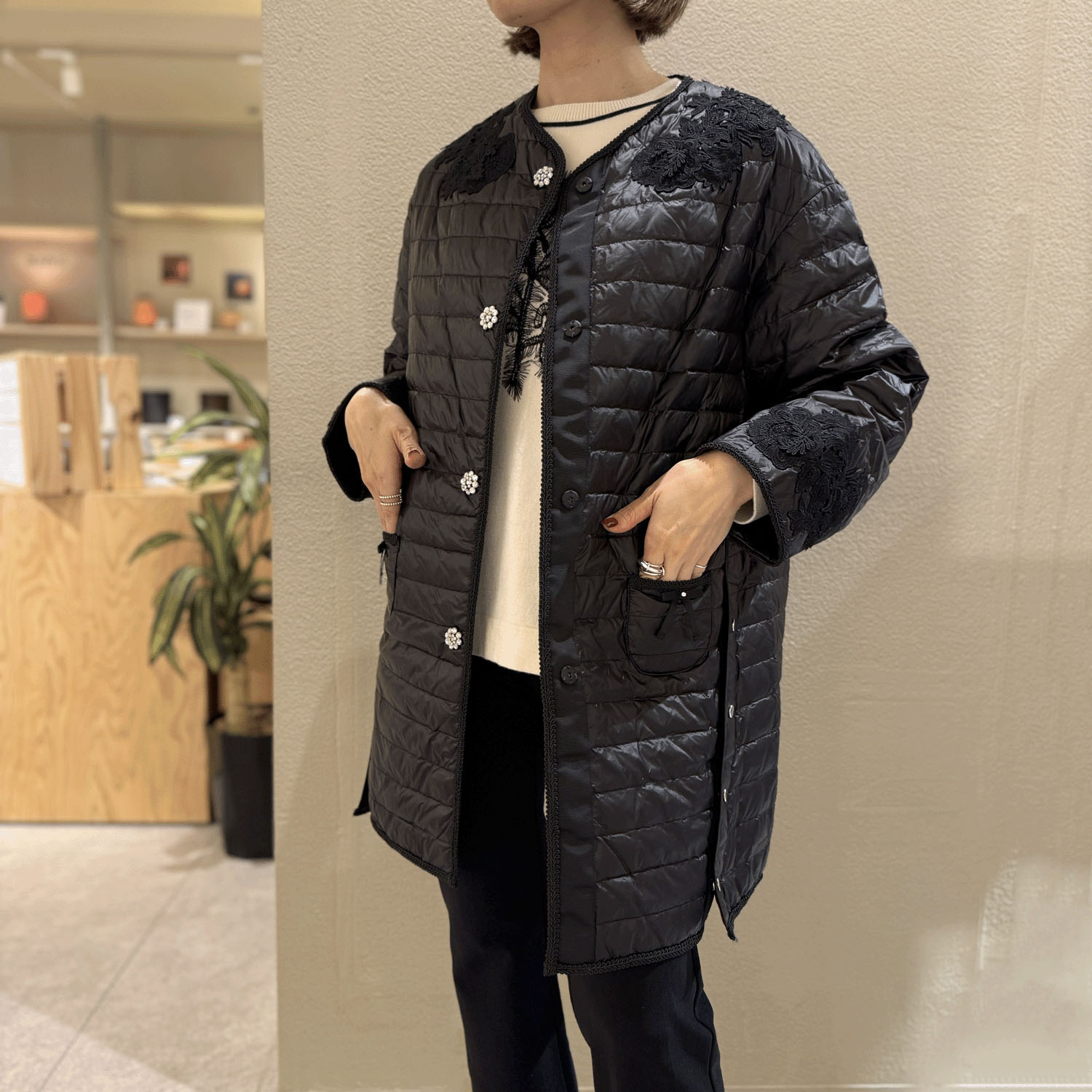 【Inata Live】Super Beauty レースデザイン ライトダウンジャケット - 画像8