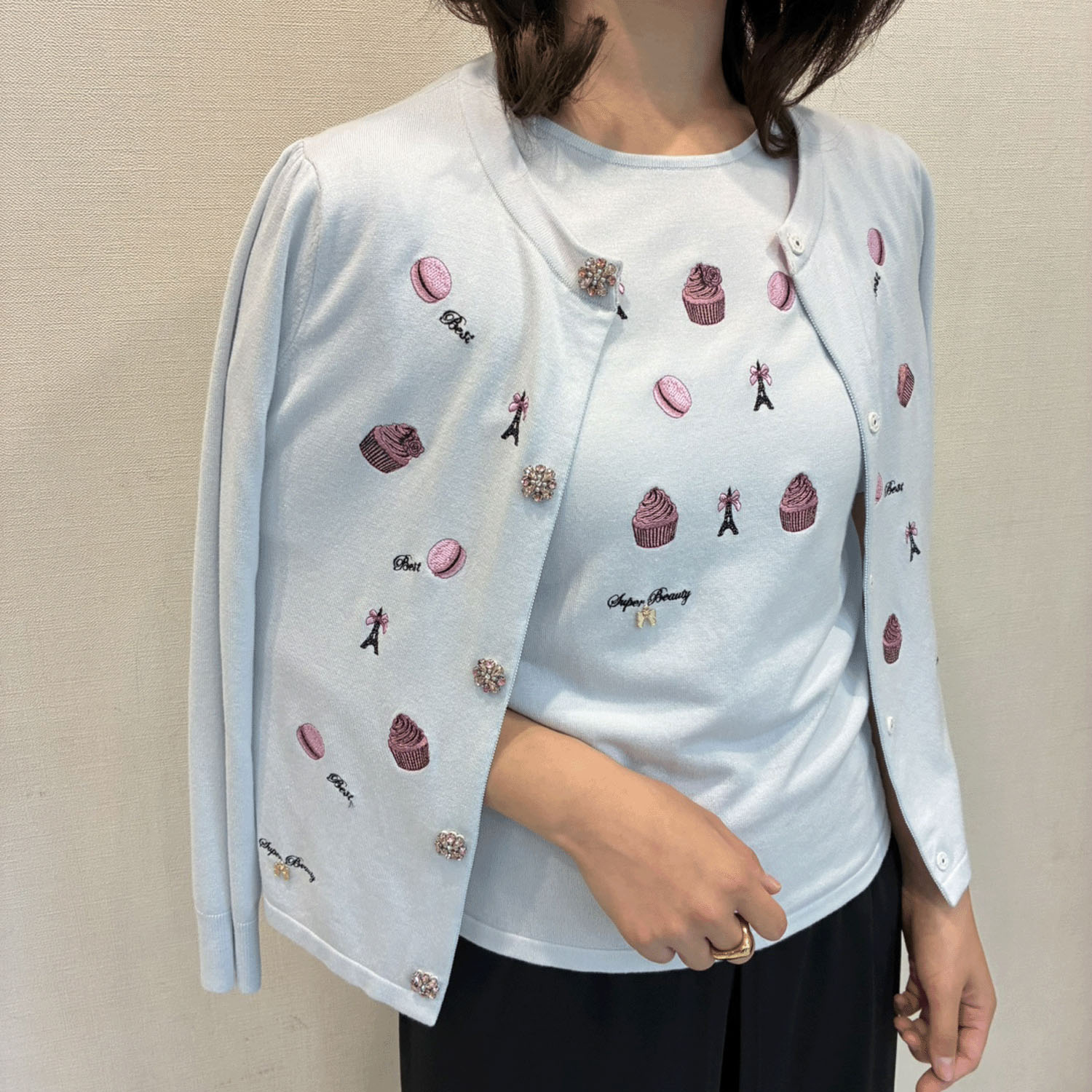 【Insta Live】Super Beauty スイーツ刺しゅうニットカーディガン - 画像10