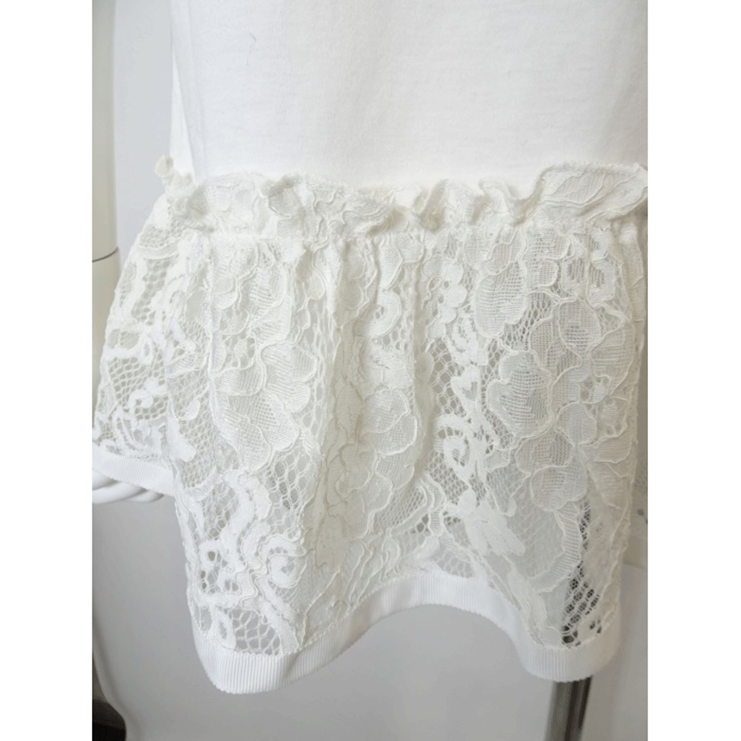 【4月中旬入荷予定】Super Beauty 胸元Parisモチーフプリント レース切替×パフ袖ロングTシャツ - 画像14