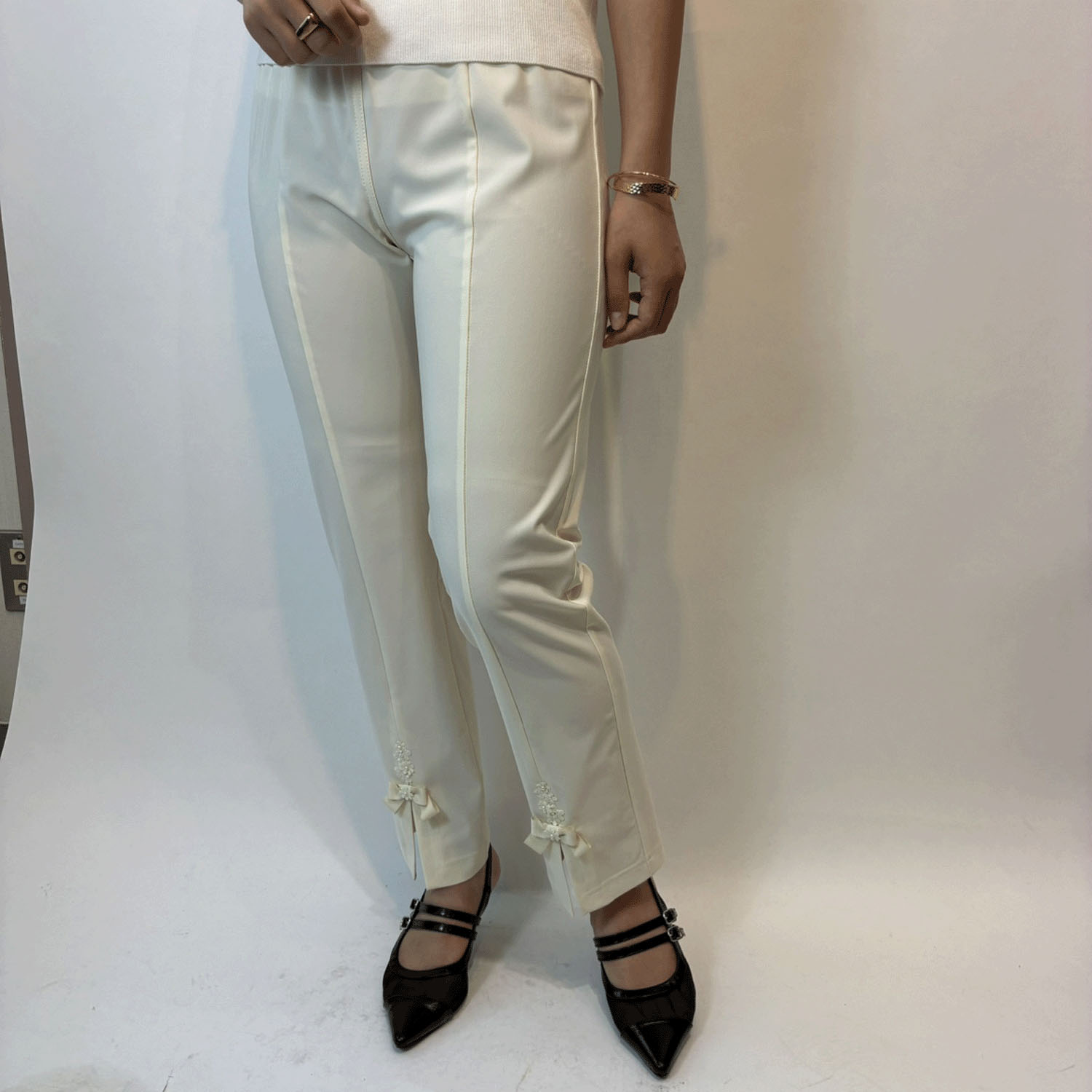 【Insta Live】Super Beauty 前スリットレース×リボンデザインパンツ - 画像5