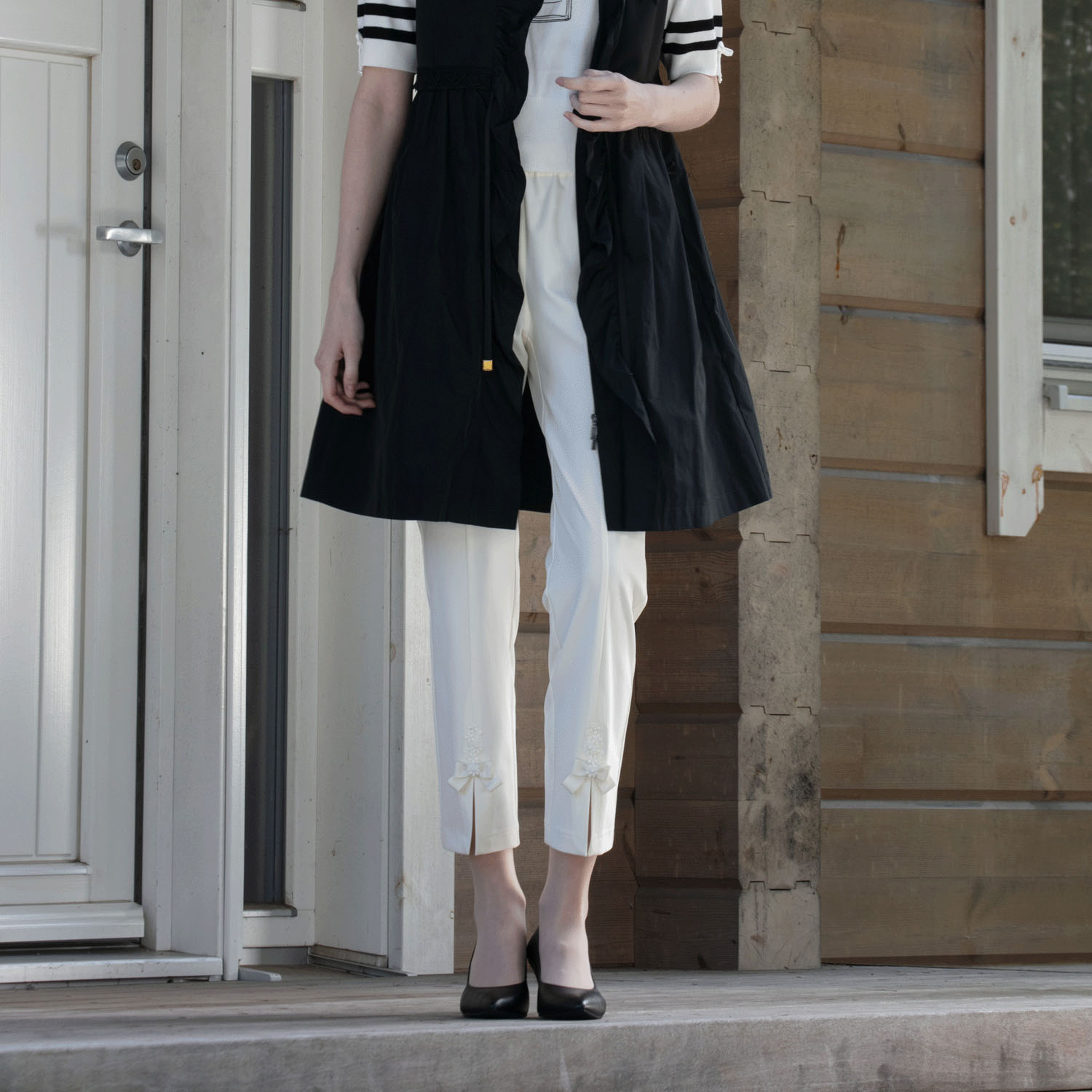 【Insta Live】Super Beauty 前スリットレース×リボンデザインパンツ - 画像1