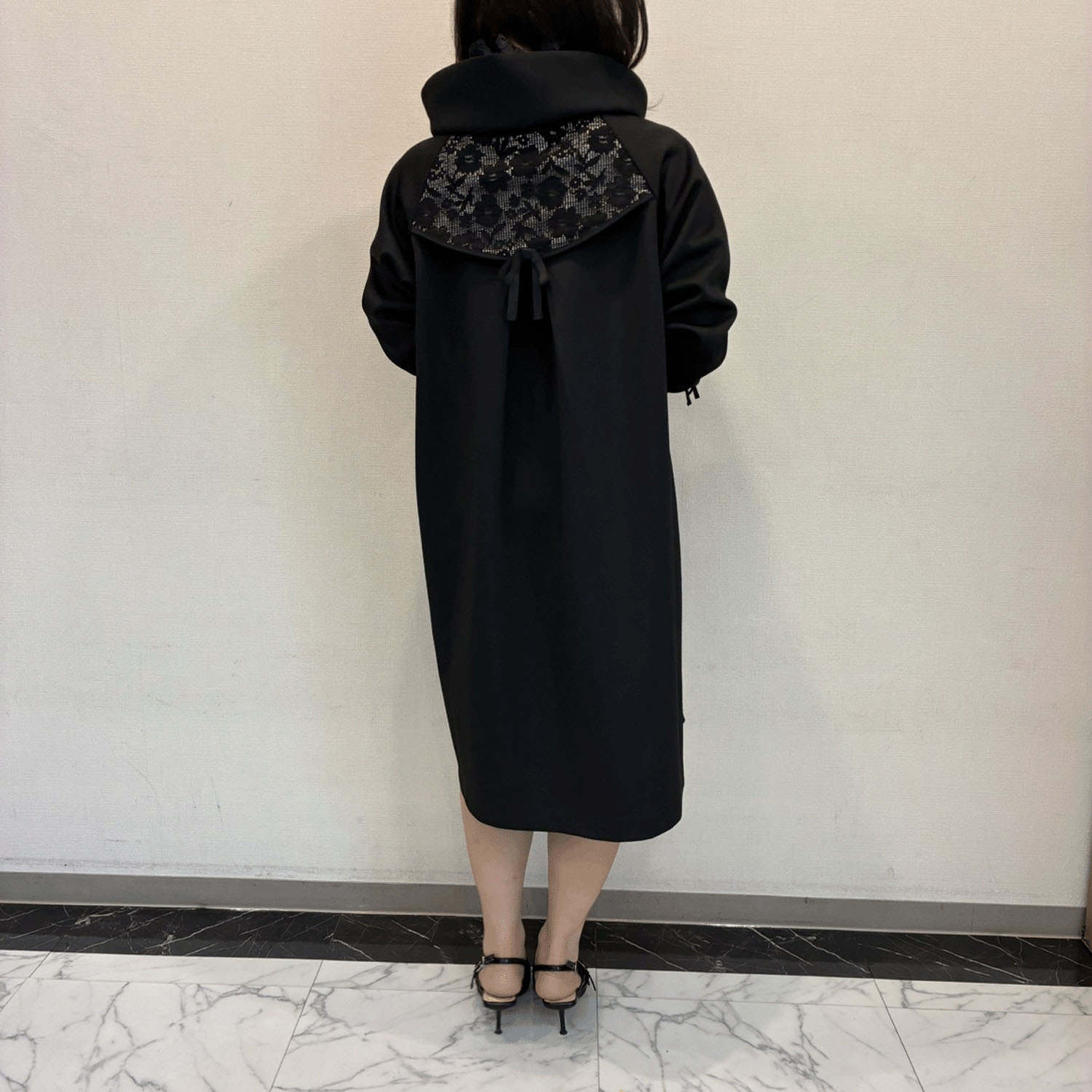 【Insta Live】Super Beauty スタンドフリル透かしレースコート - 画像6