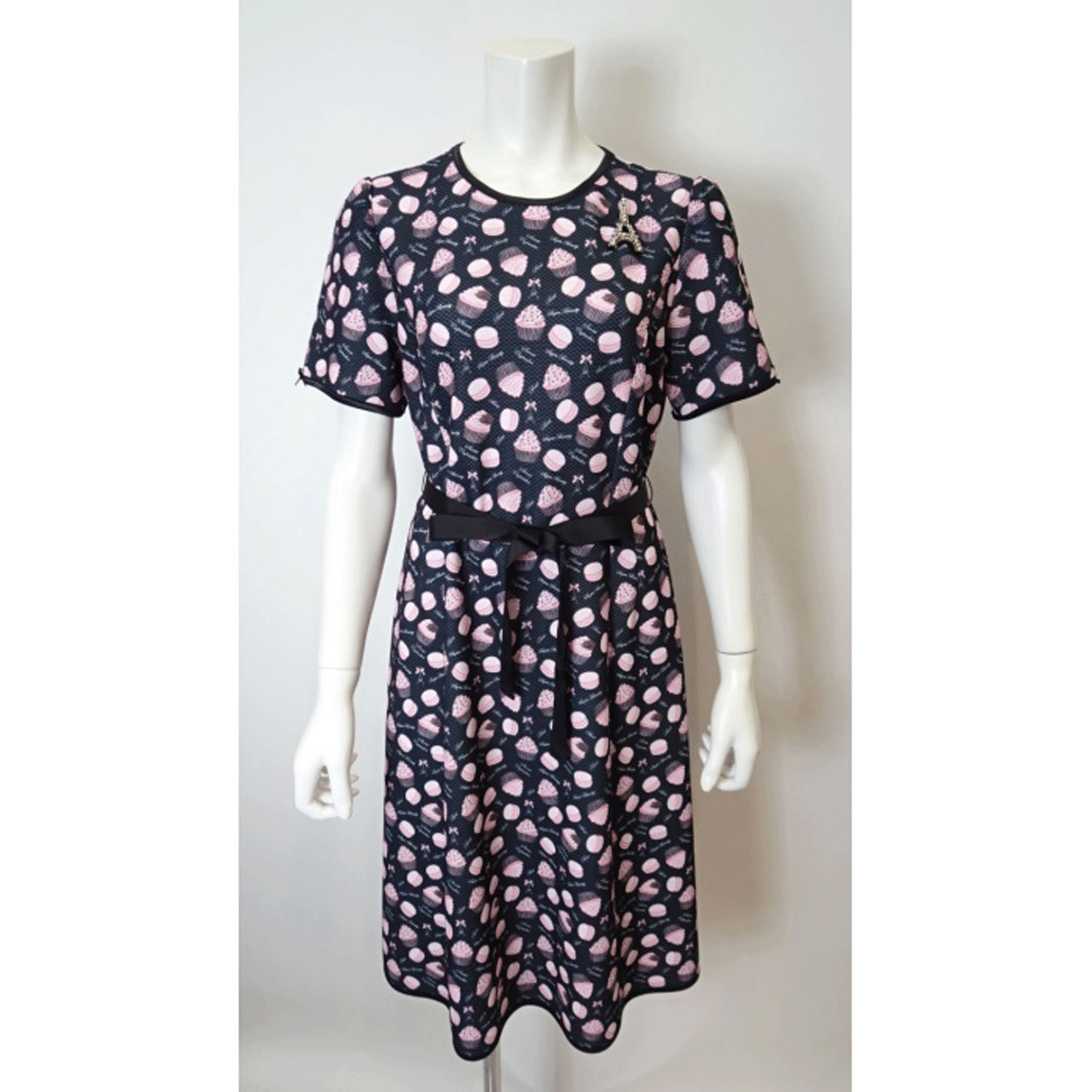 【Insta Live】Super Beauty エッフェル塔モチーフ付スイーツ柄プリント半袖ワンピース - 画像23