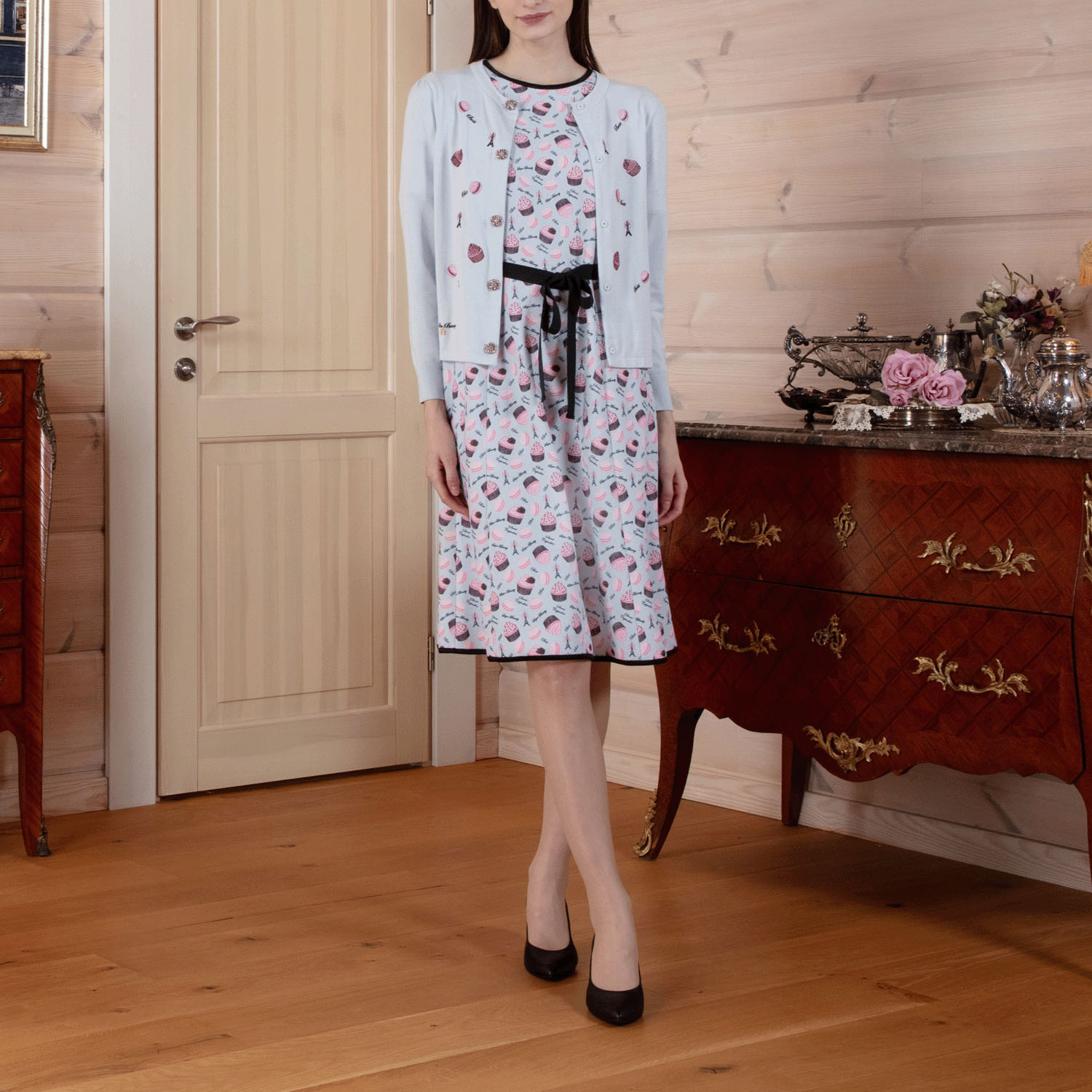 【Insta Live】Super Beauty エッフェル塔モチーフ付スイーツ柄プリント半袖ワンピース