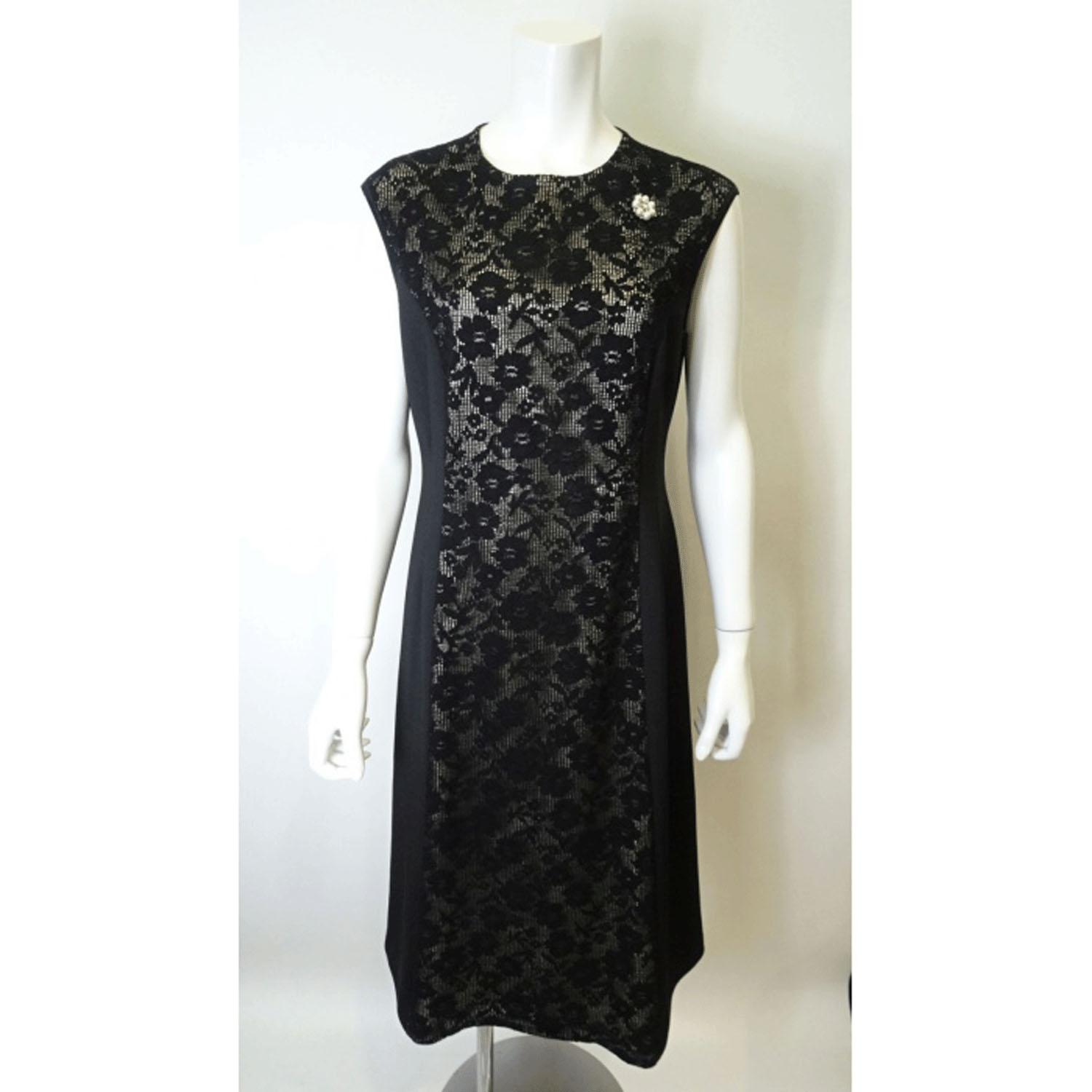 Super Beauty 前立て透かしレース切替ダンボールニット素材フレンチスリーブワンピース - 画像2