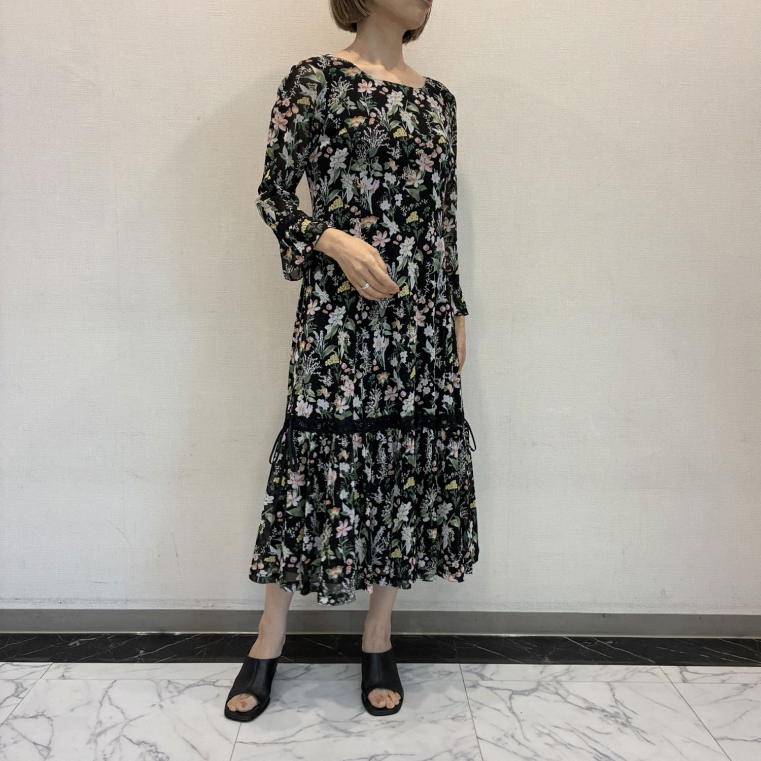 Super Beauty 多色使いパワーネット素材ワンピース - 画像4