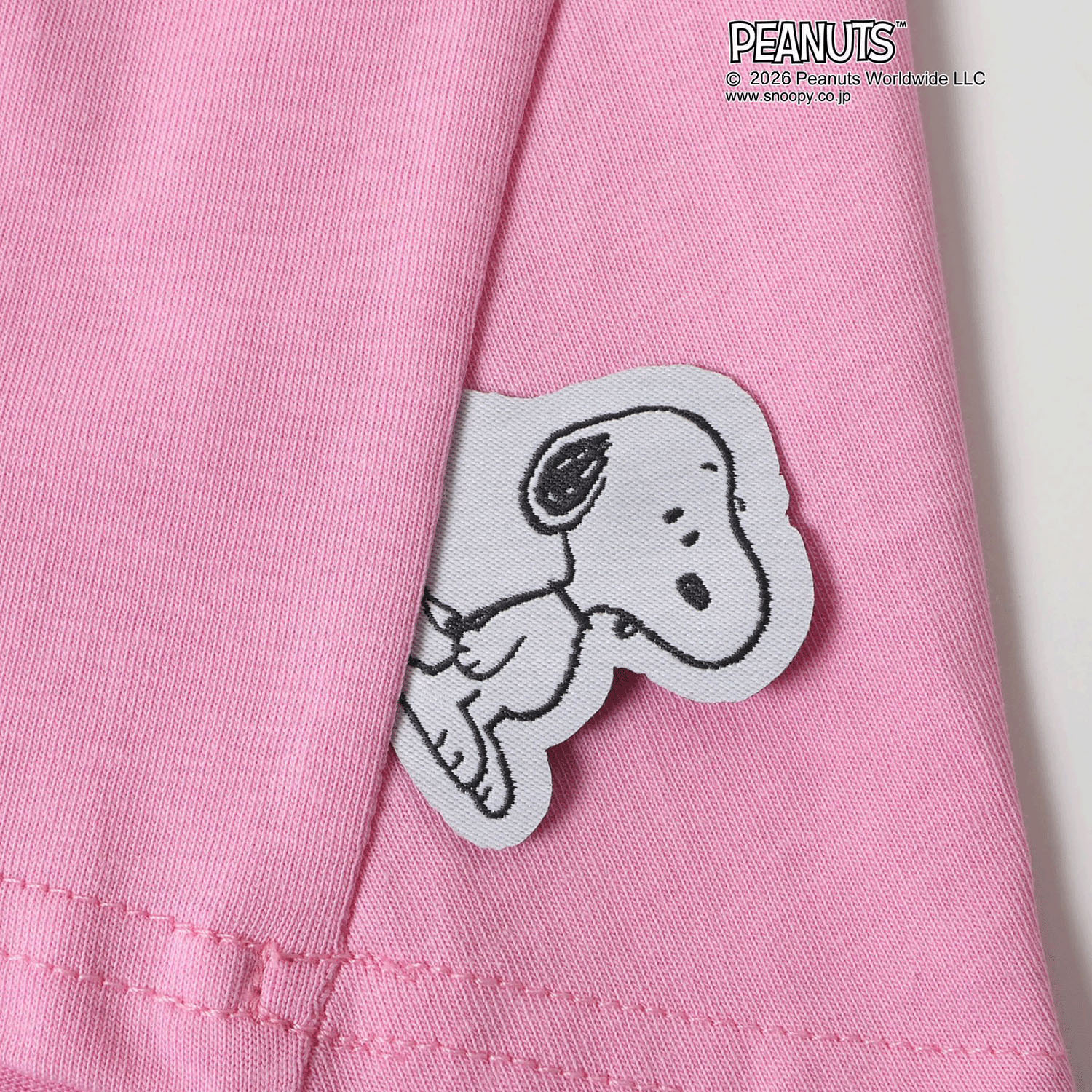 PEANUTS AラインフロッキーTシャツ - 画像9