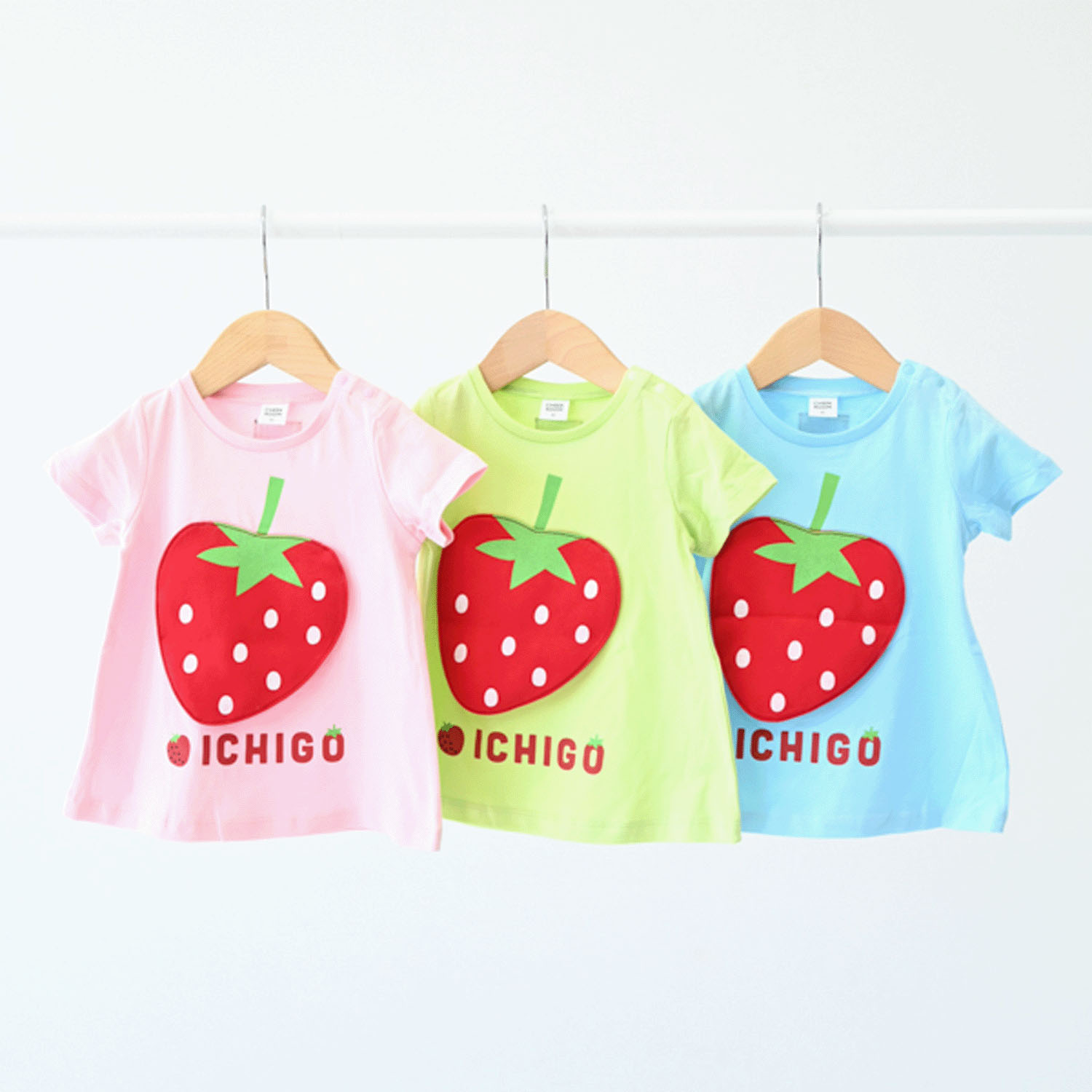 いちご Tシャツ