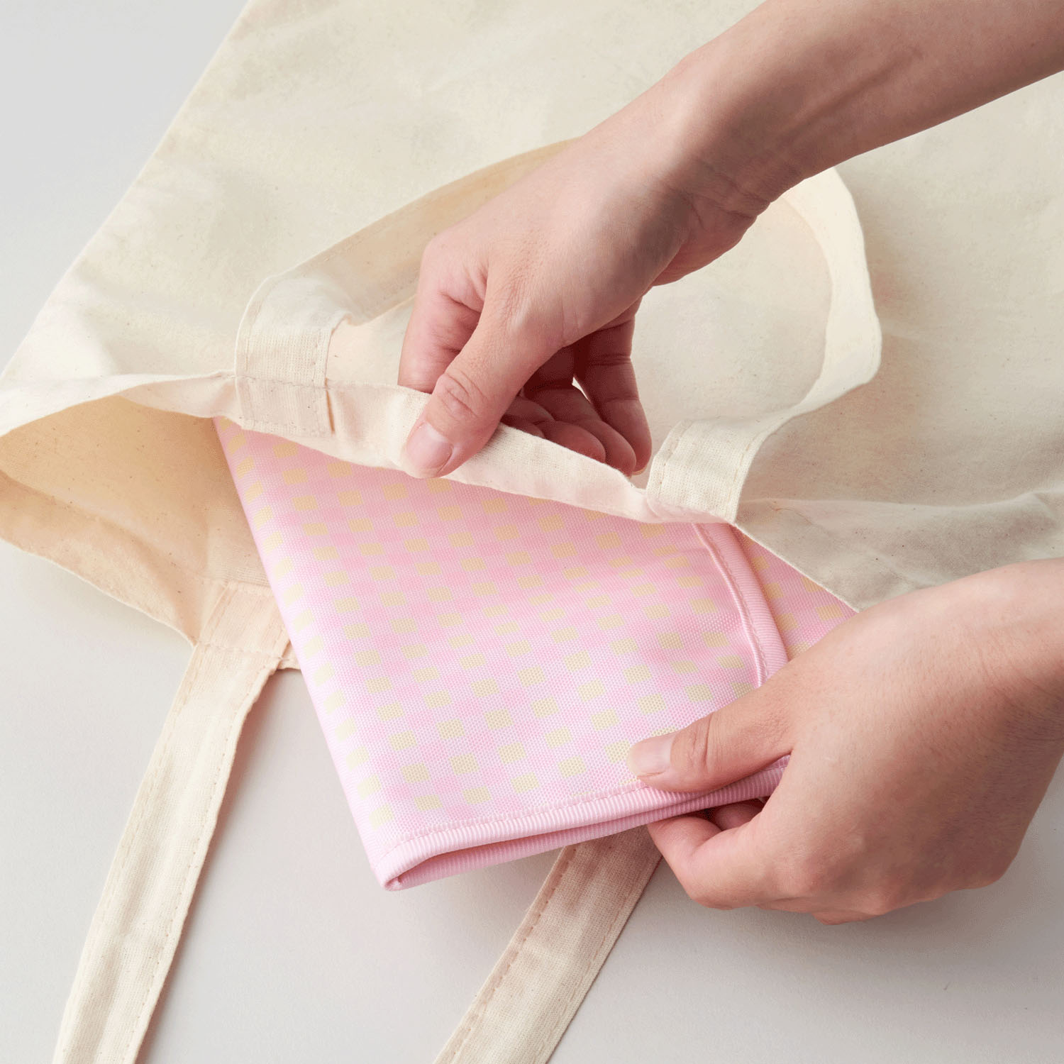 ギンガムチェックの母子手帳ケース ピンク - 画像8