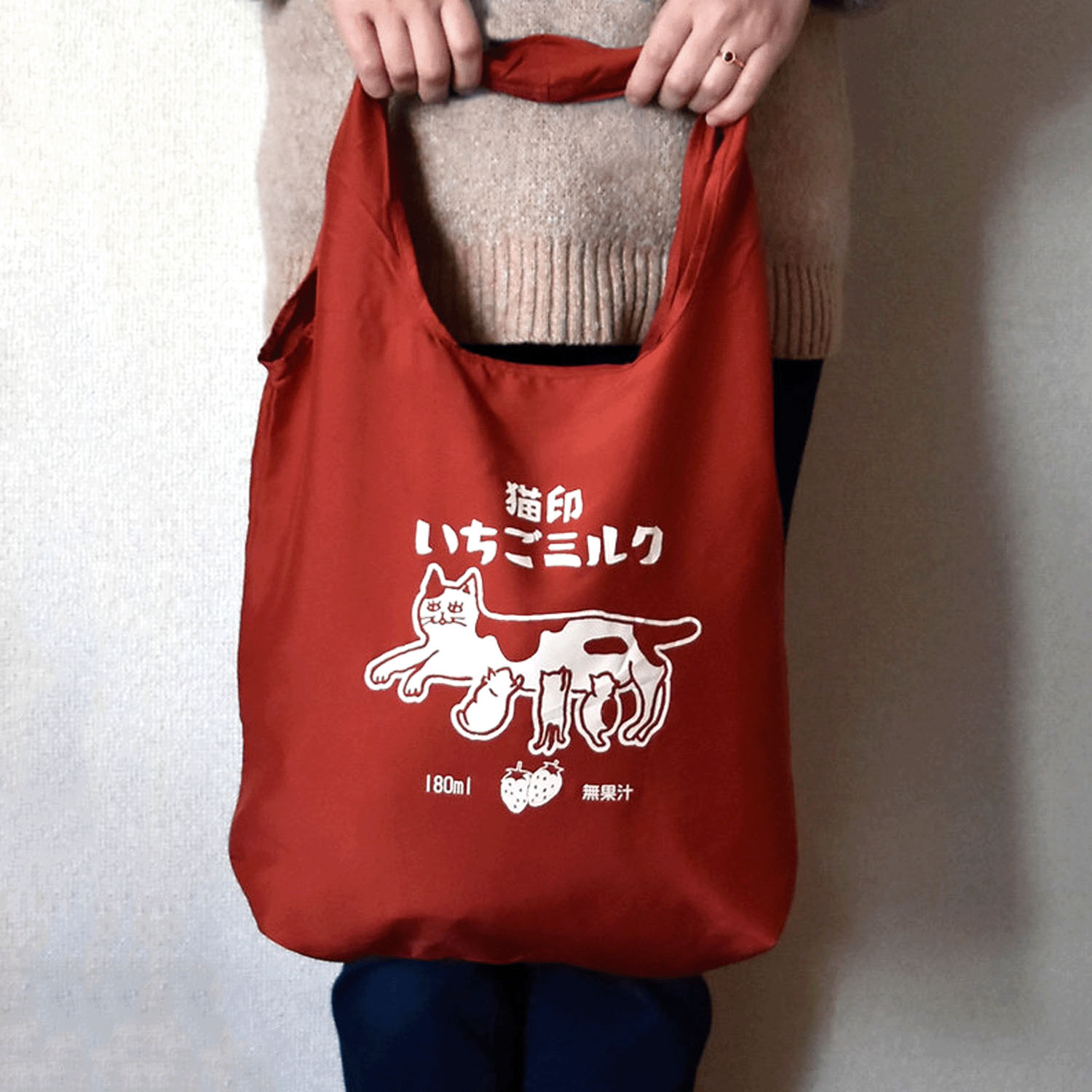 猫印いちごミルクお遣い袋（エコバッグ） - 画像1