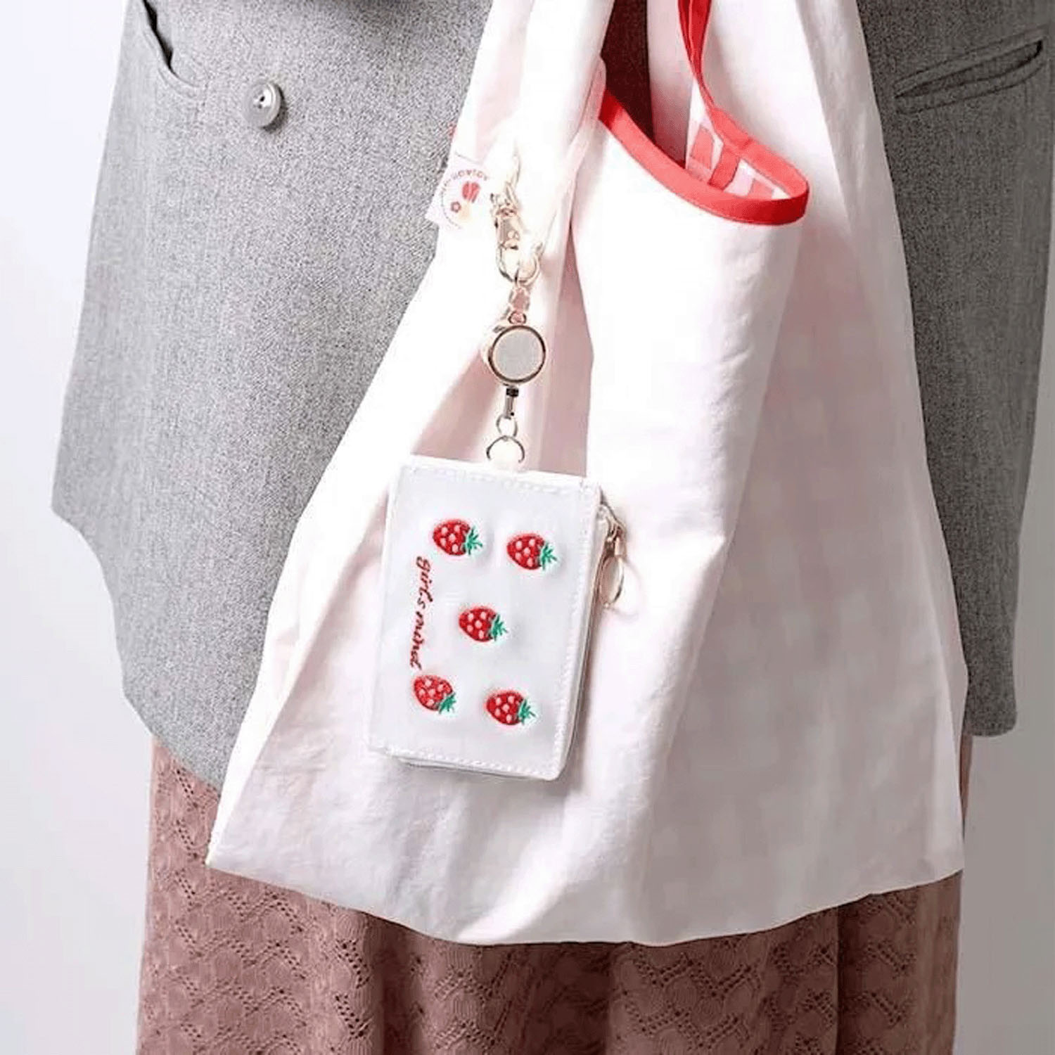 蝶＆苺パスケース - 画像9