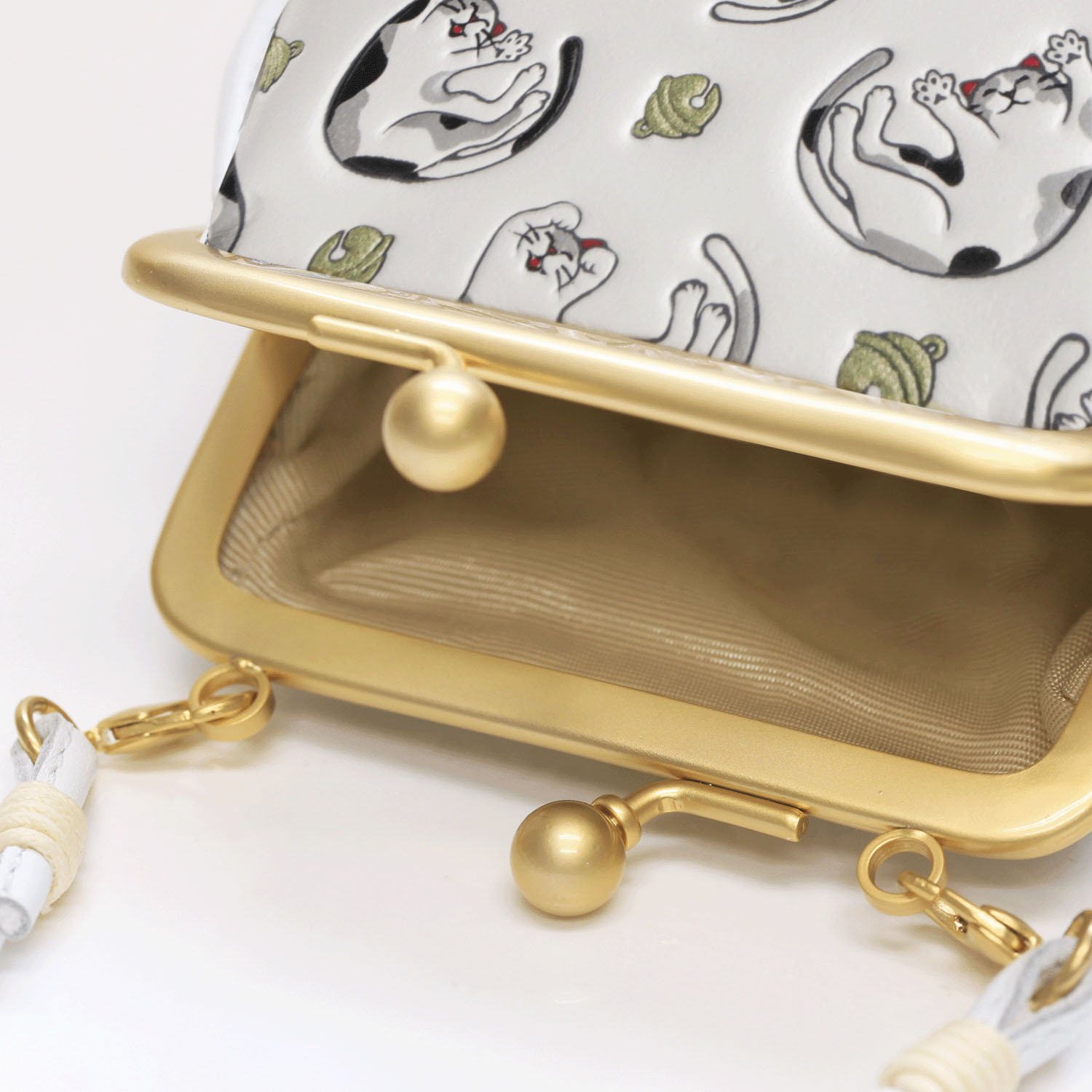 【取り寄せ商品】  浅草文庫 猫柄手紐付がま - 画像2