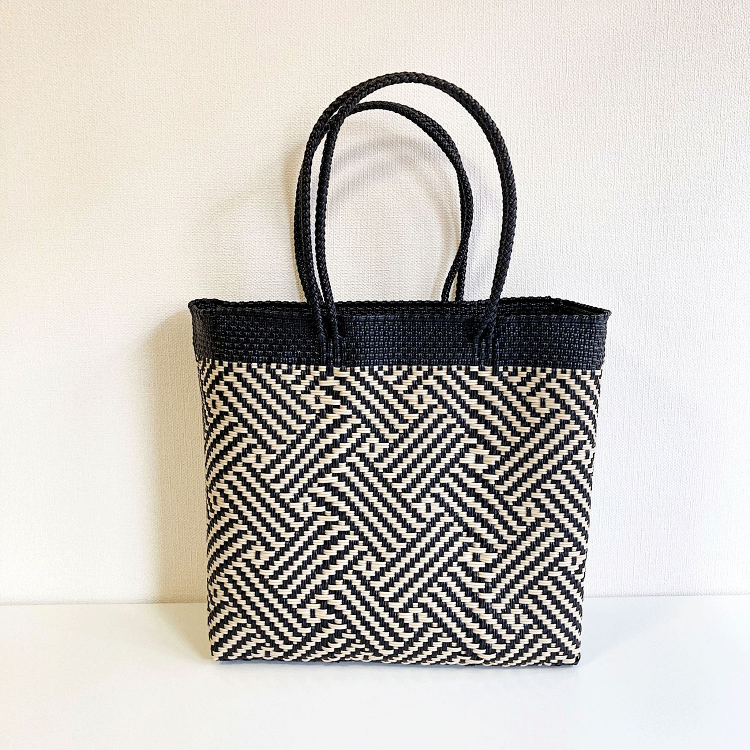 【大人気】MoonBird 手編みのメルカドバッグ 正方形S - 画像5