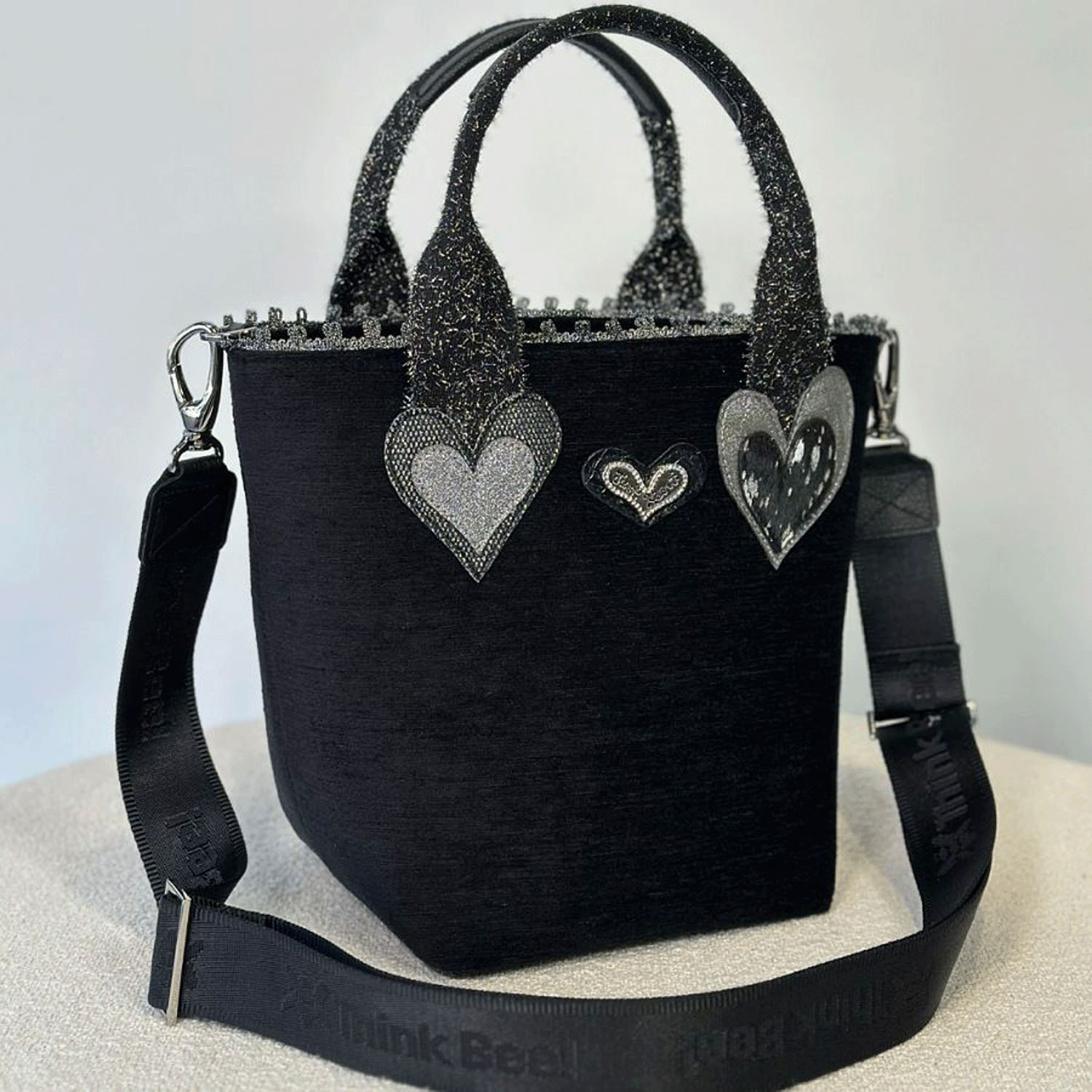 Think Bee！ グリッターブラックミニトート - 画像1