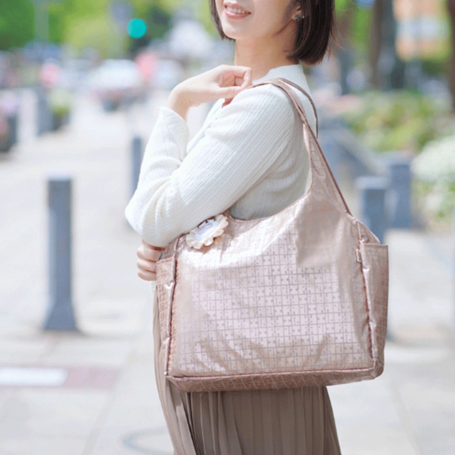 キキ2 ネオクリ手トートM - 画像1