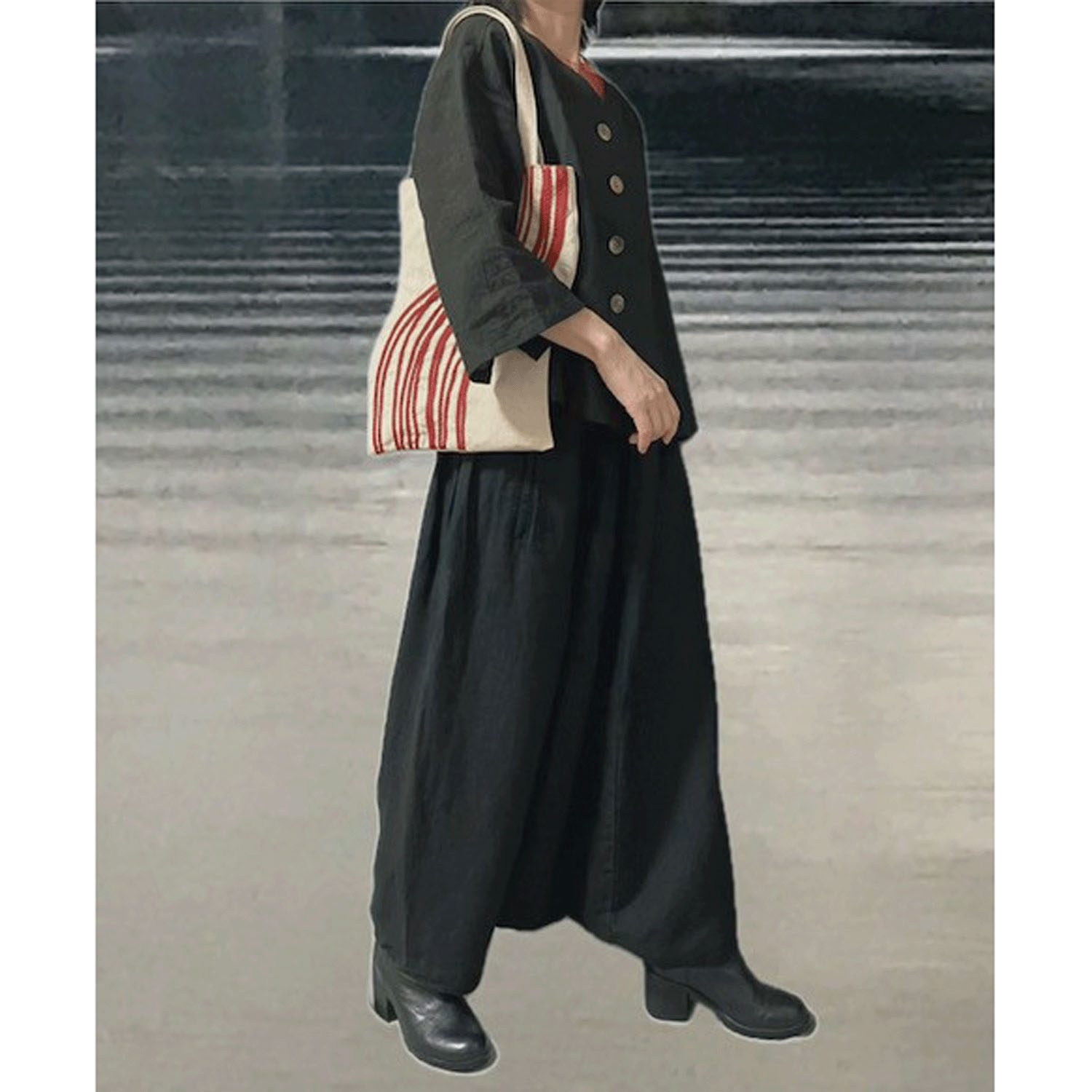 TOMOO DESIGNS Water Flow刺繍トートバッグ