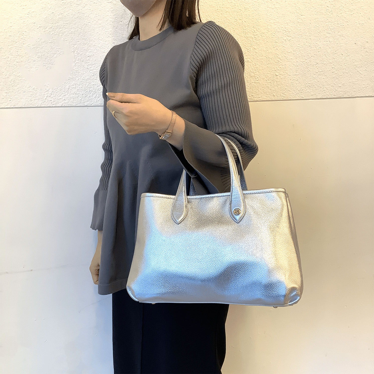 BEAURE カウレザーA4トートバッグ