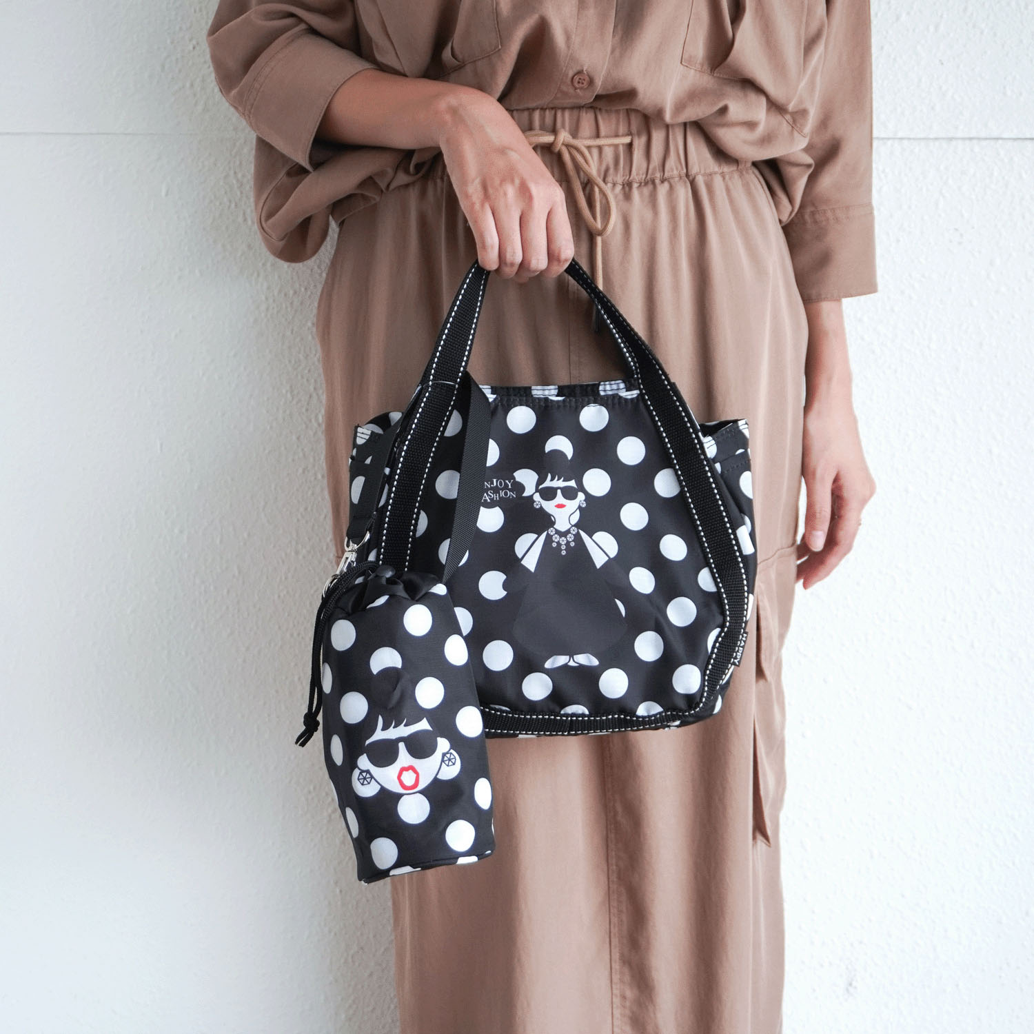 【エトワールオリジナル】保冷レディエマ柄ボトル付きバッグ バルーン小 - 画像2