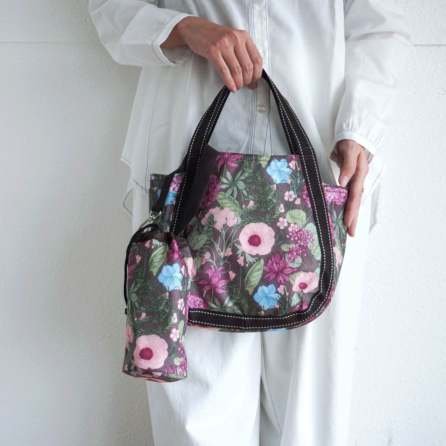 【エトワール先行販売】保冷ボタニカル柄ボトル付きバッグ バルーン小