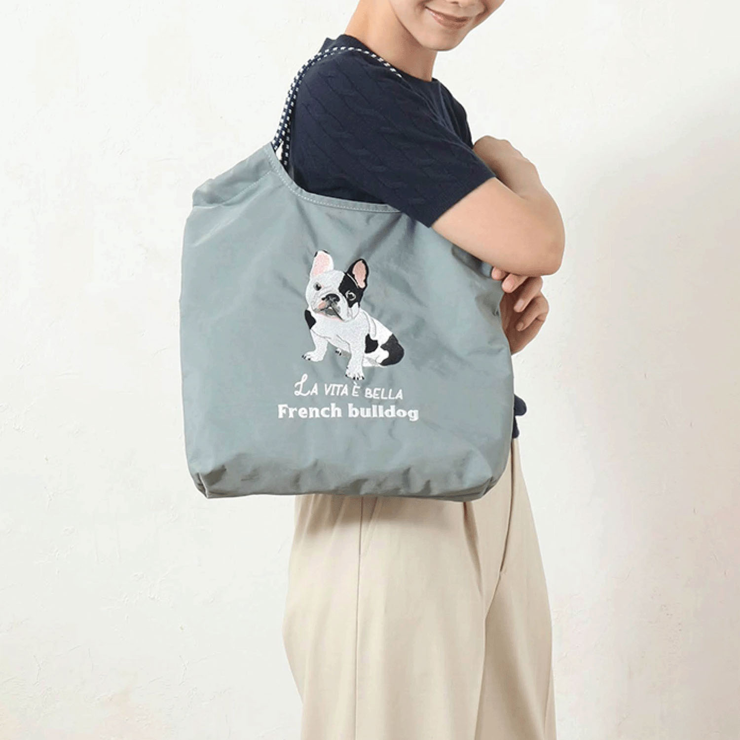 アニマル刺繍トートバッグ