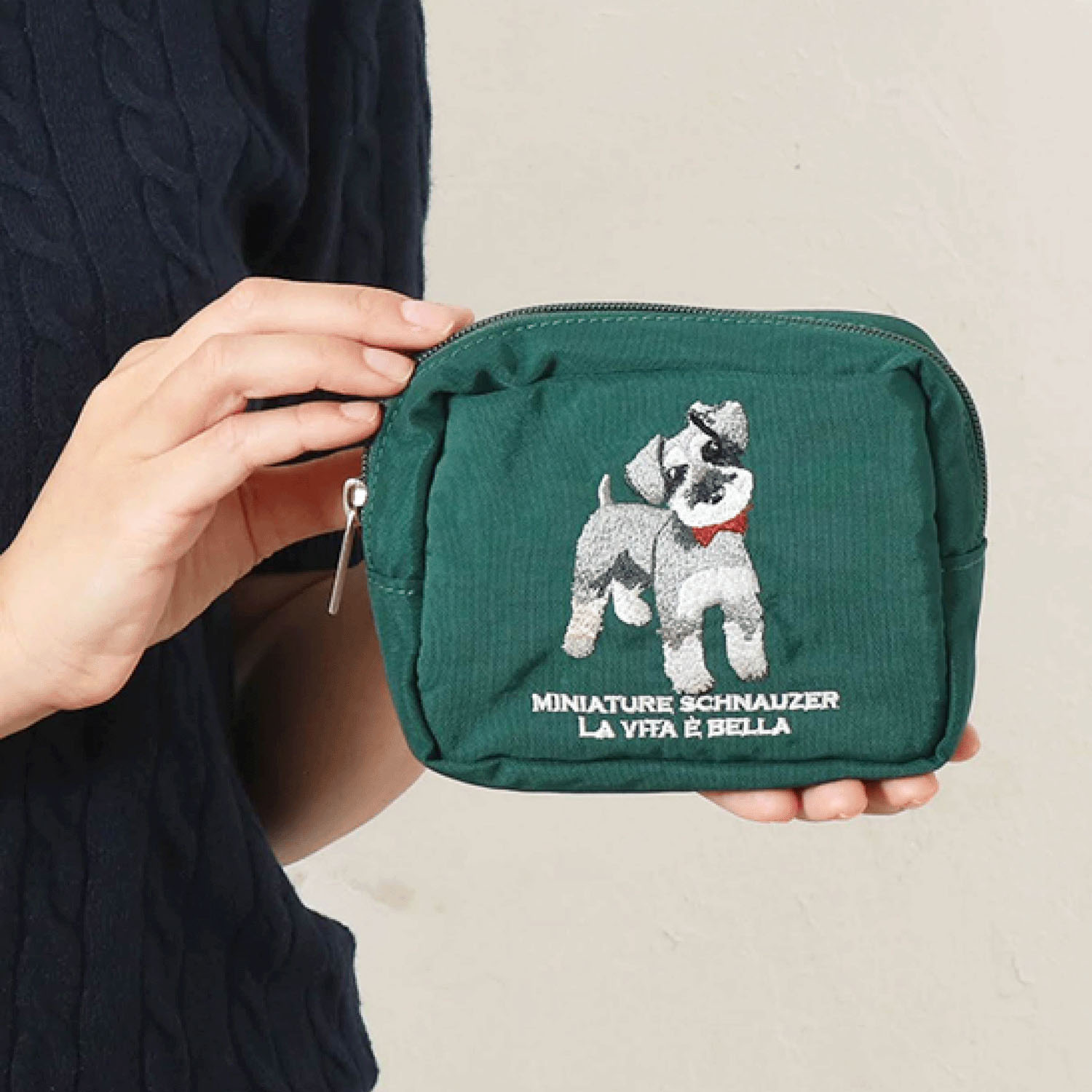 【74－00は在庫限りで終了】アニマル刺繍ポーチ