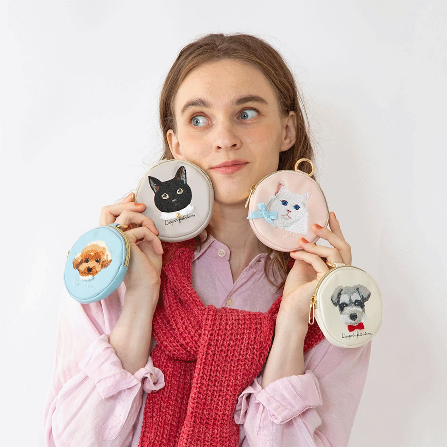 【トイプードルは在庫限りで終了】アトリエ・ポピン 丸型ポーチ