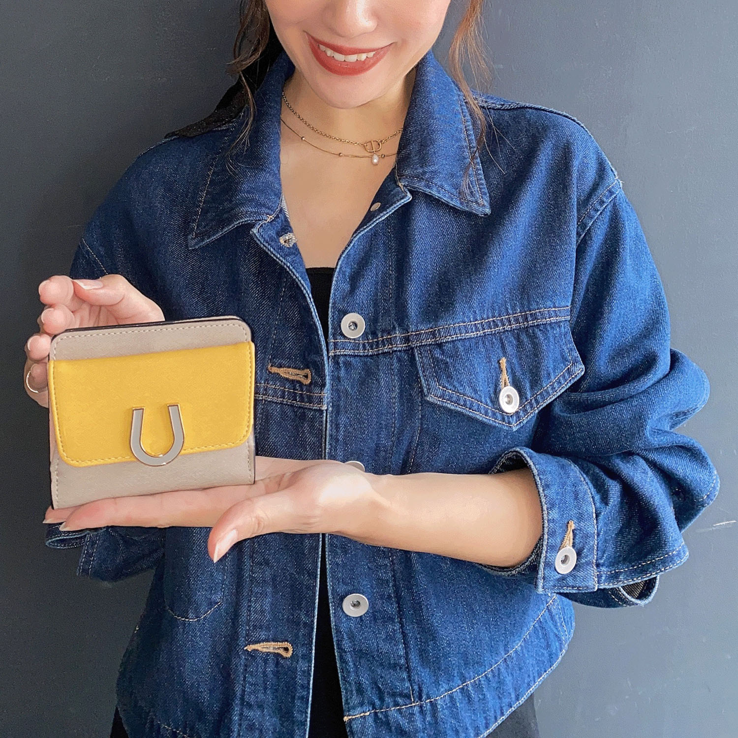 馬蹄金具2つ折り財布 - 画像1