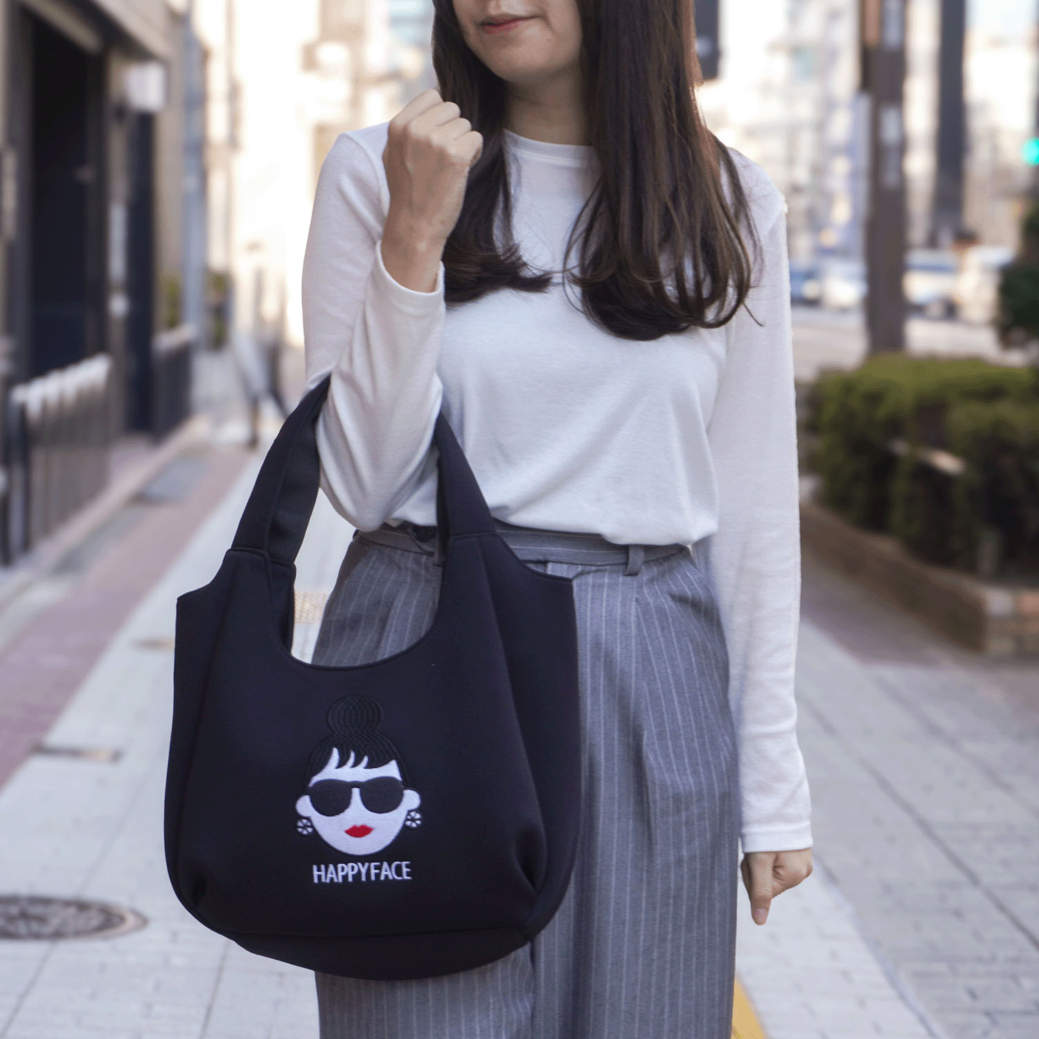 【エトワールオリジナル】HAPPY FACE レディ・エマ刺繍バルーン型バッグ - 画像6