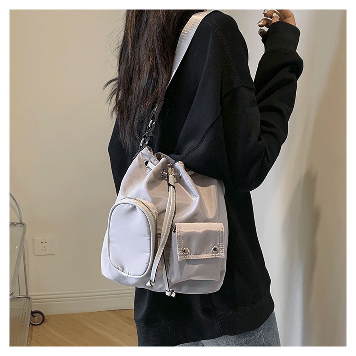 adia ナイロン巾着2WAYバッグ - 画像1