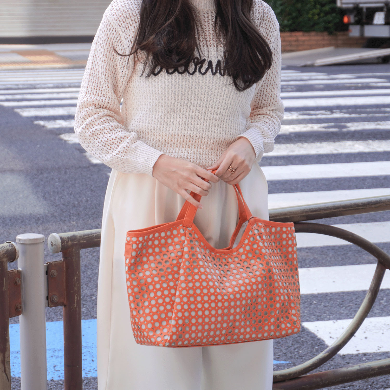 【43－00 在庫ある分で終了】パンチングトートバッグ