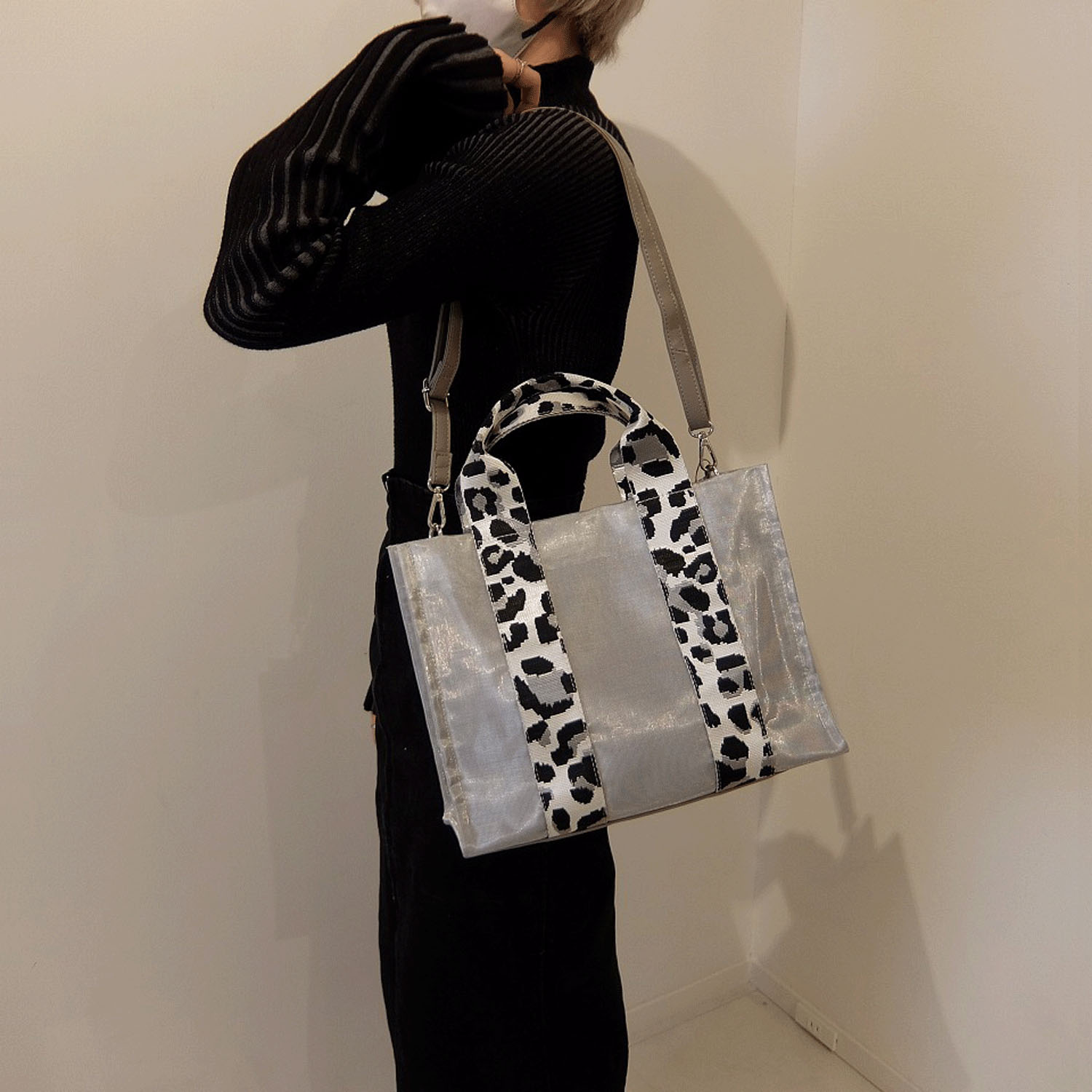 チュールアニマルテープトートバッグ - 画像1