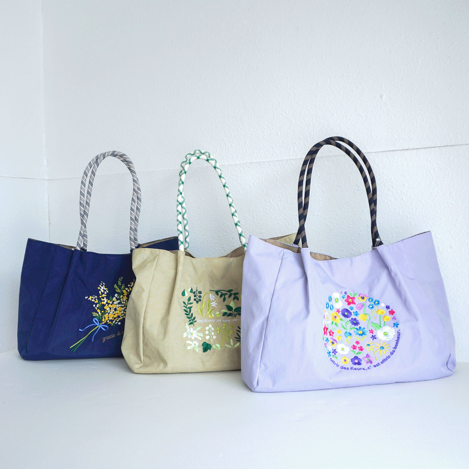 【エトワールオリジナル】フラワー刺繍トートバッグ - 画像2