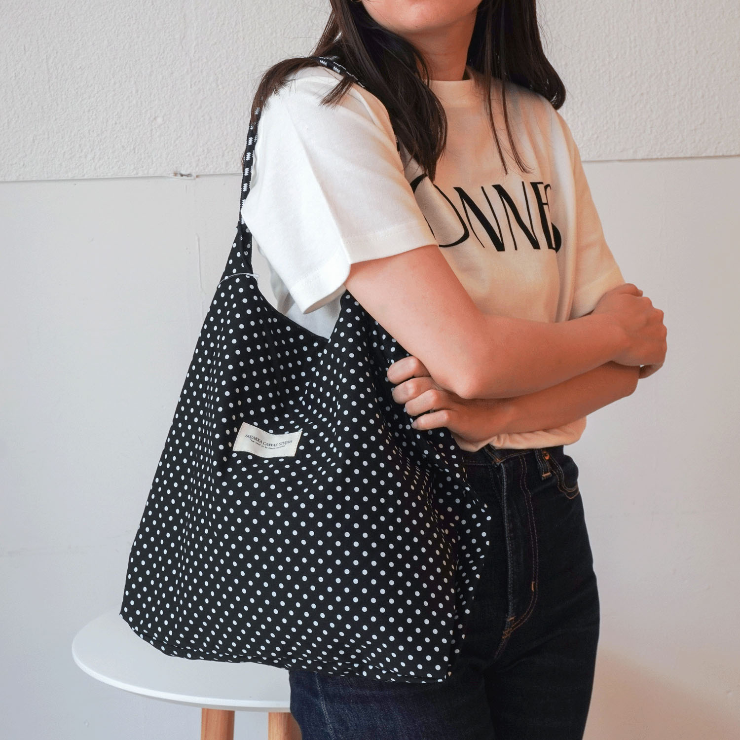 【72－00と82－00はエトワール別注柄】プリント2WAYバッグ - 画像1