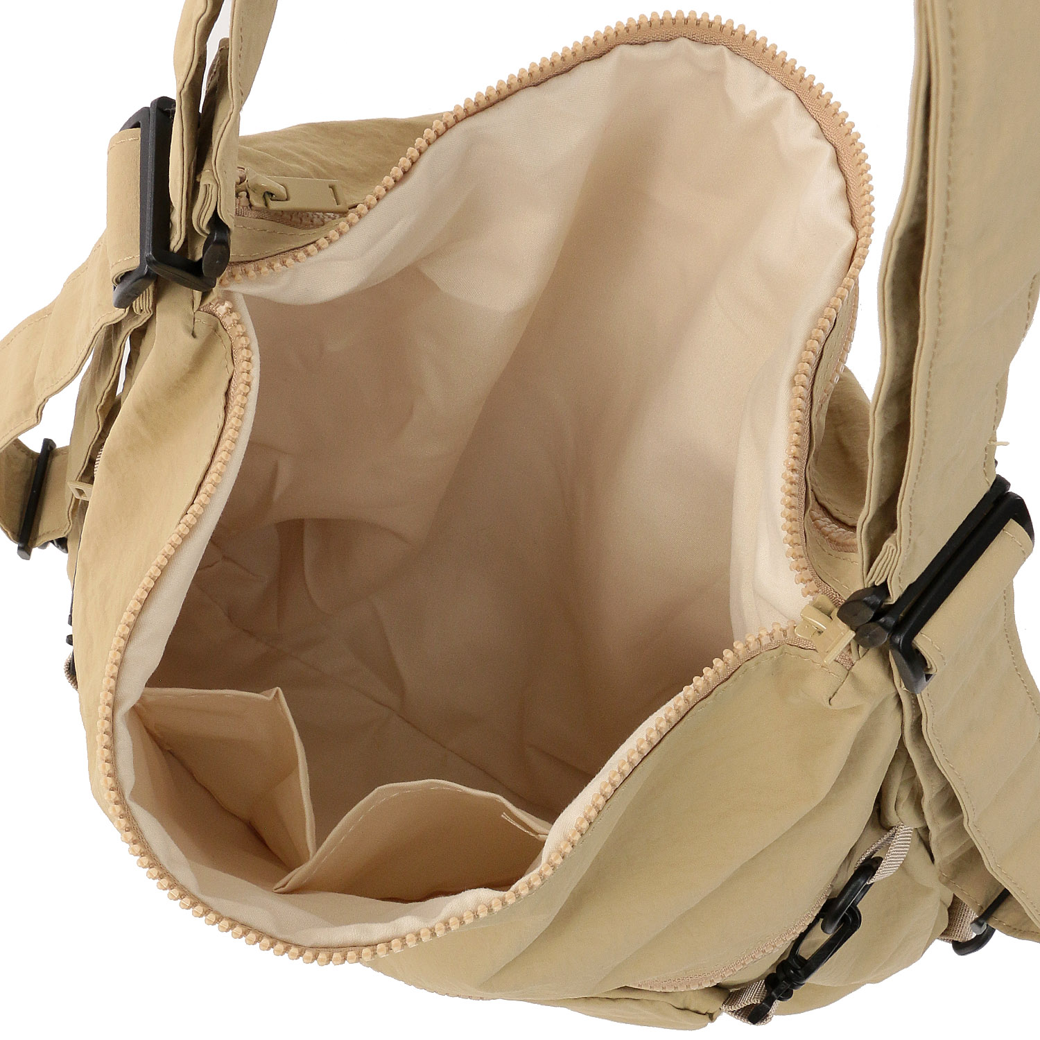 gream supply ポーチ付き2WAYリュックサック - 画像7