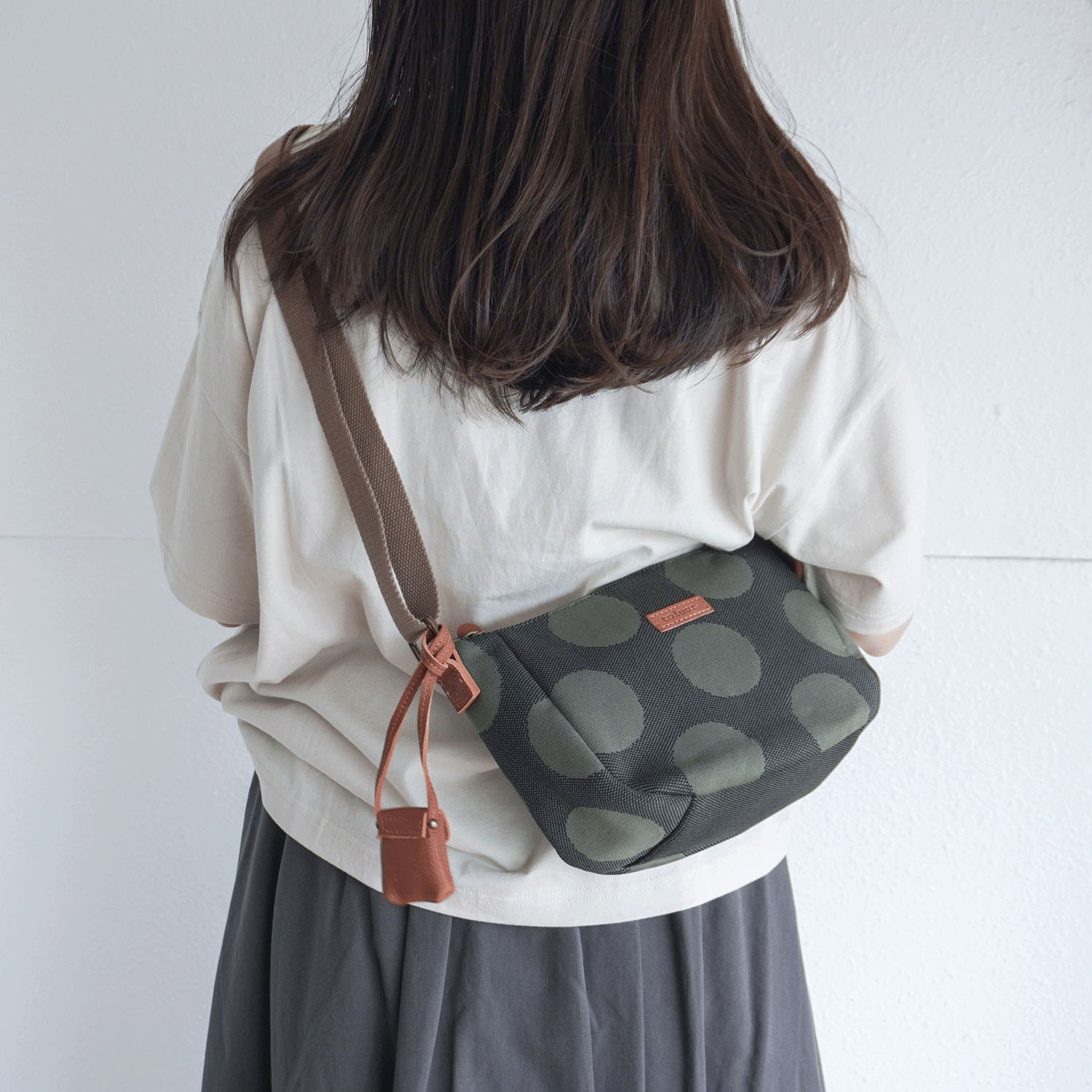 toleur ドット柄ニットショルダーバッグ