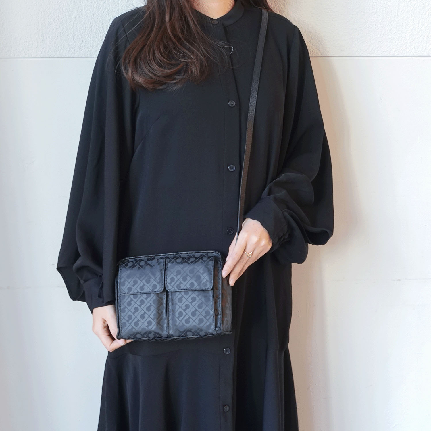 GHERARDINI SOFTY Wポケットショルダーバッグ - 画像9