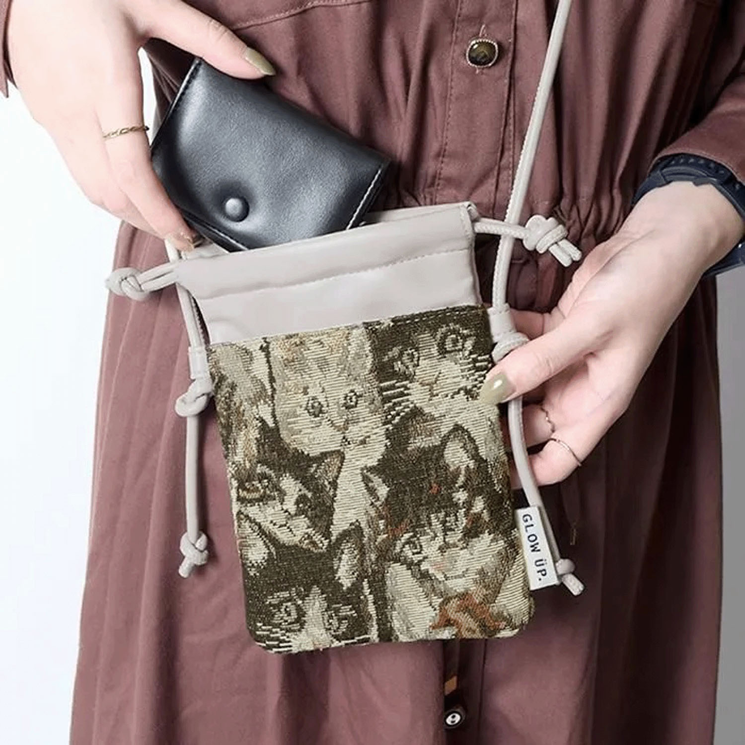 コブラン織りポシェット