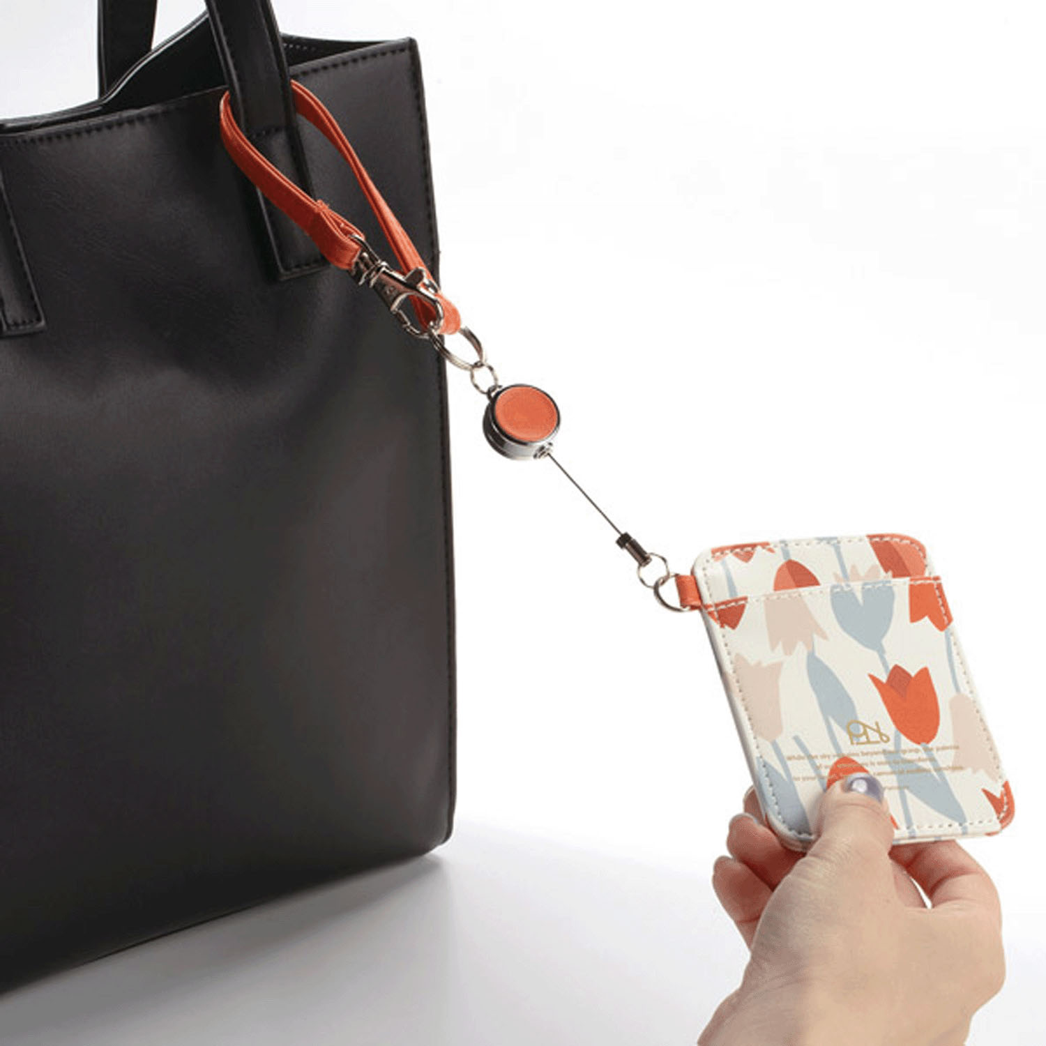 Wpc リール付パスケース