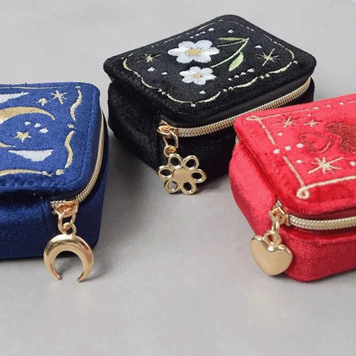 ベロア＆ラメ アクセサリーポーチ - 画像7