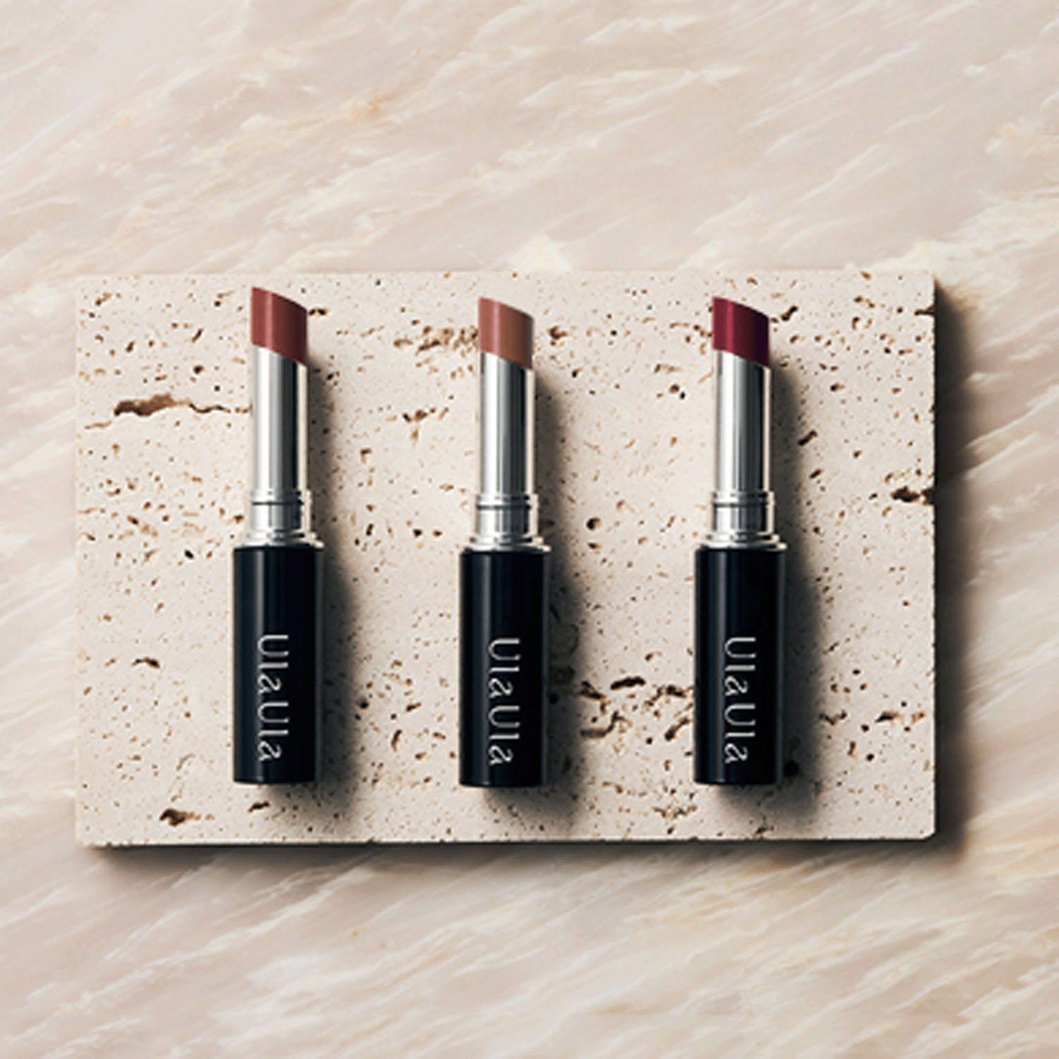 エッセンシャルリップスティック