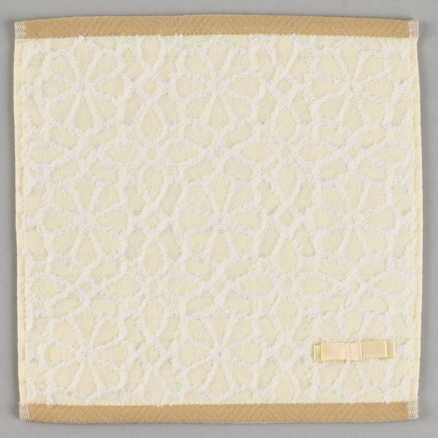 クチュールプリュス タイルフラワー ハンカチ - 画像2