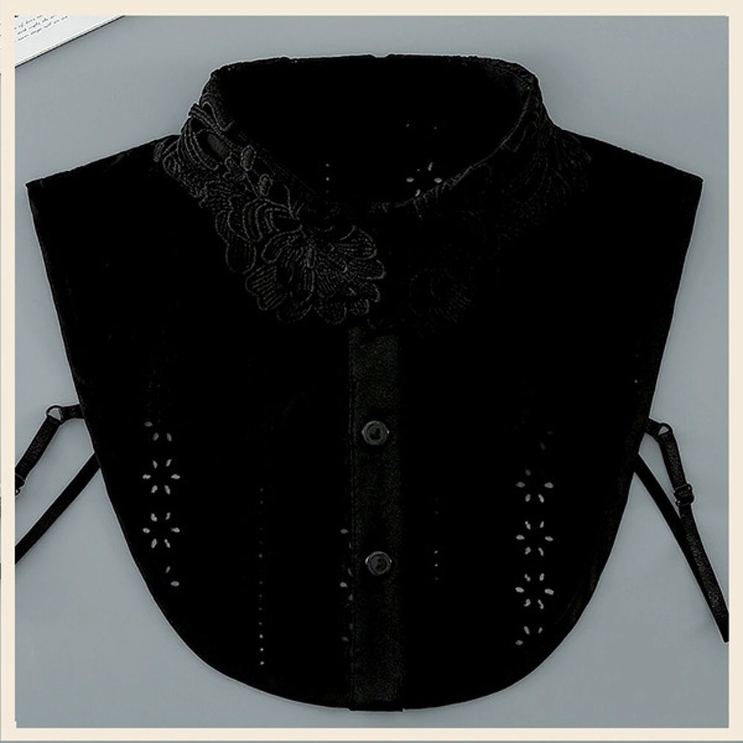 フラワー刺繍付け襟 - 画像1