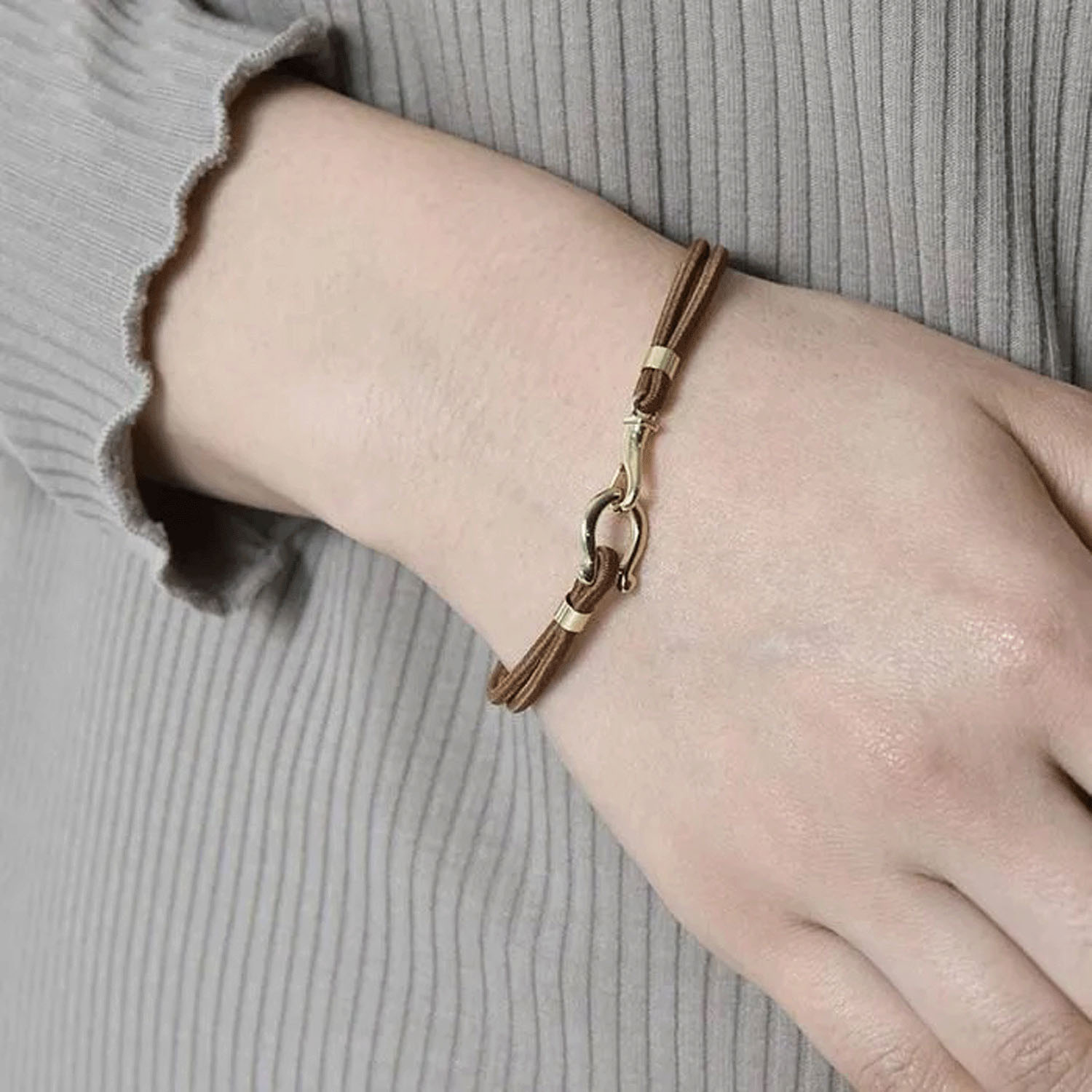 静電気軽減ヘアブレス メタルモチーフ - 画像1