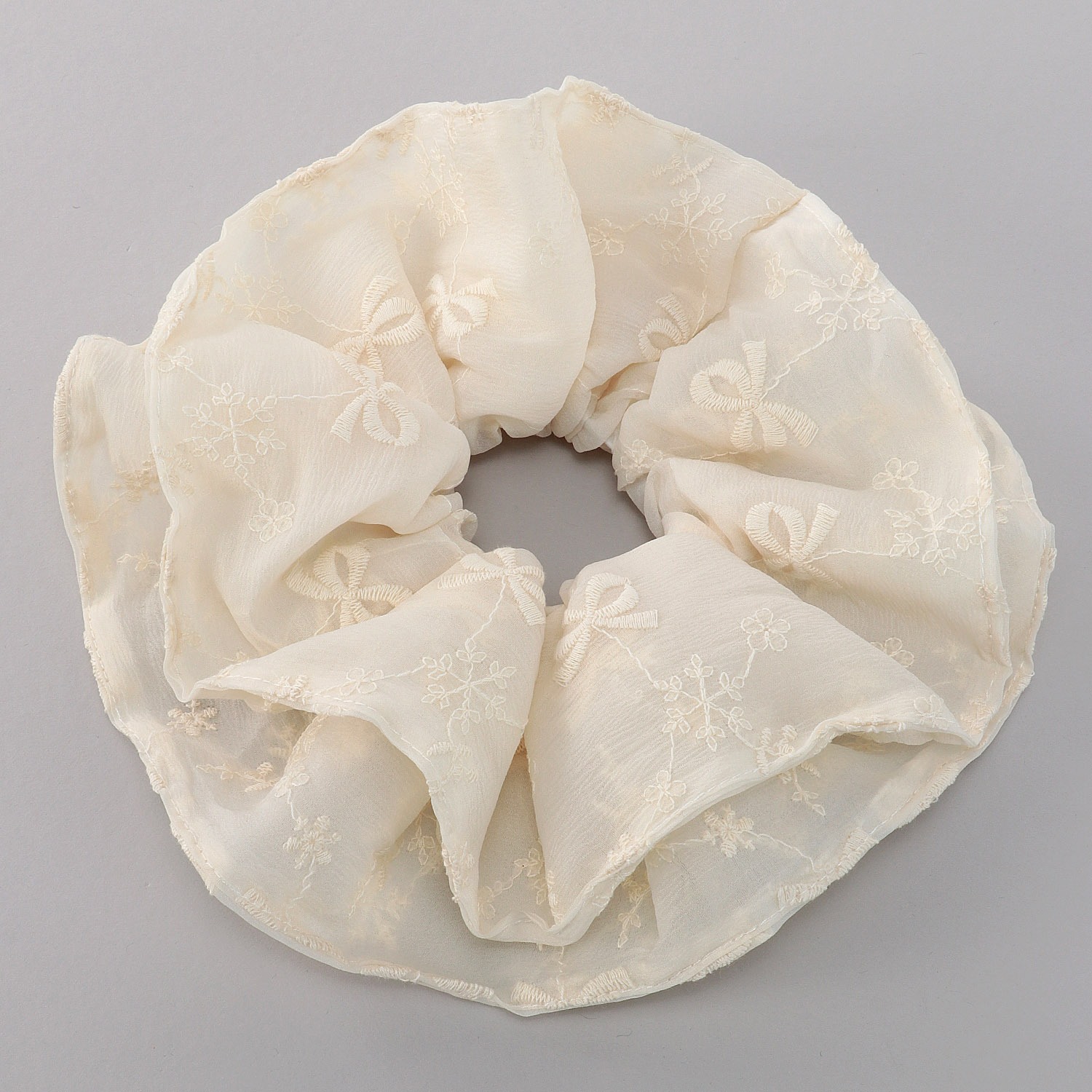 リボン柄刺繍ビックシュシュ - 画像3