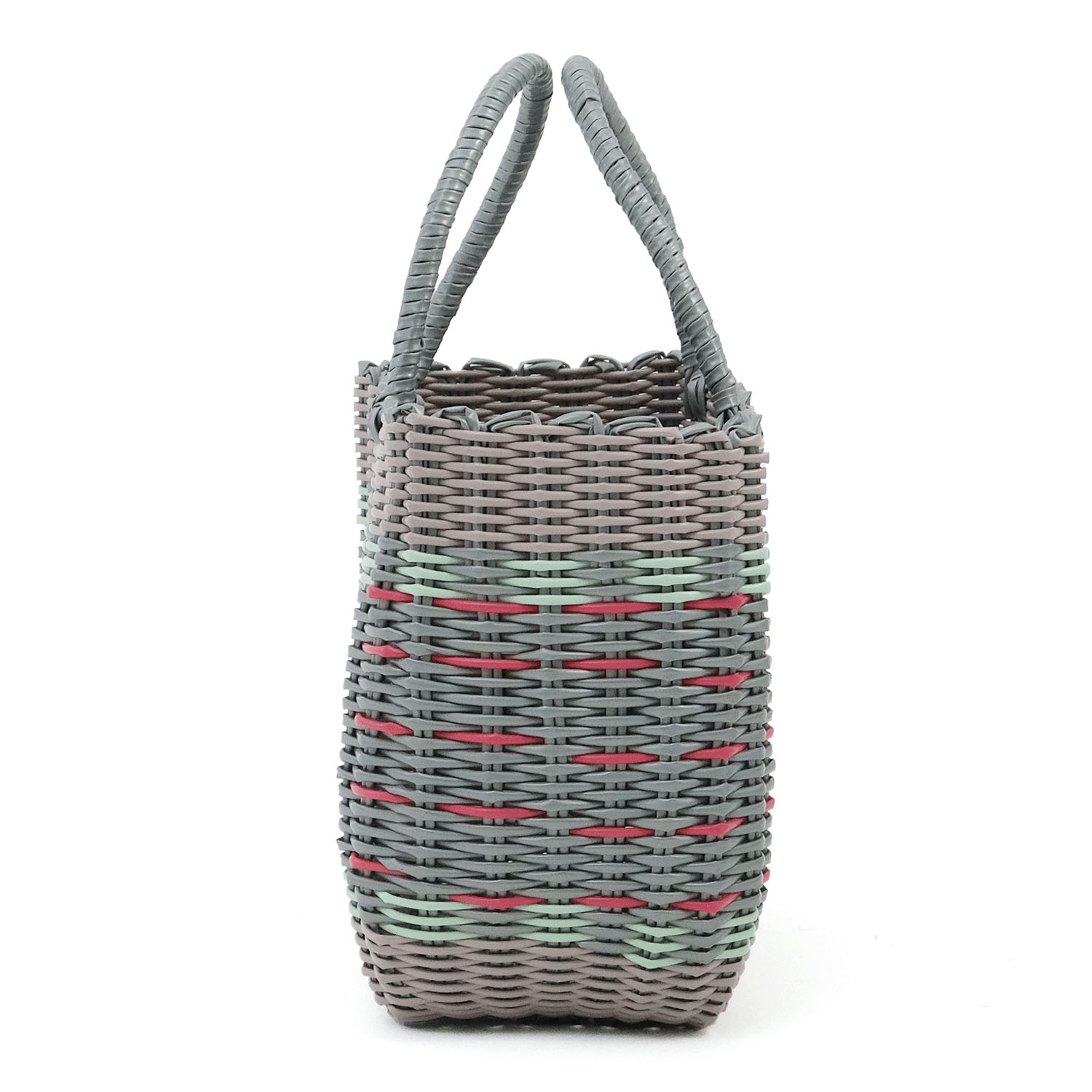 色の組み合わせが楽しいレジャーにぴったりなパーチャスバッグ - 画像4