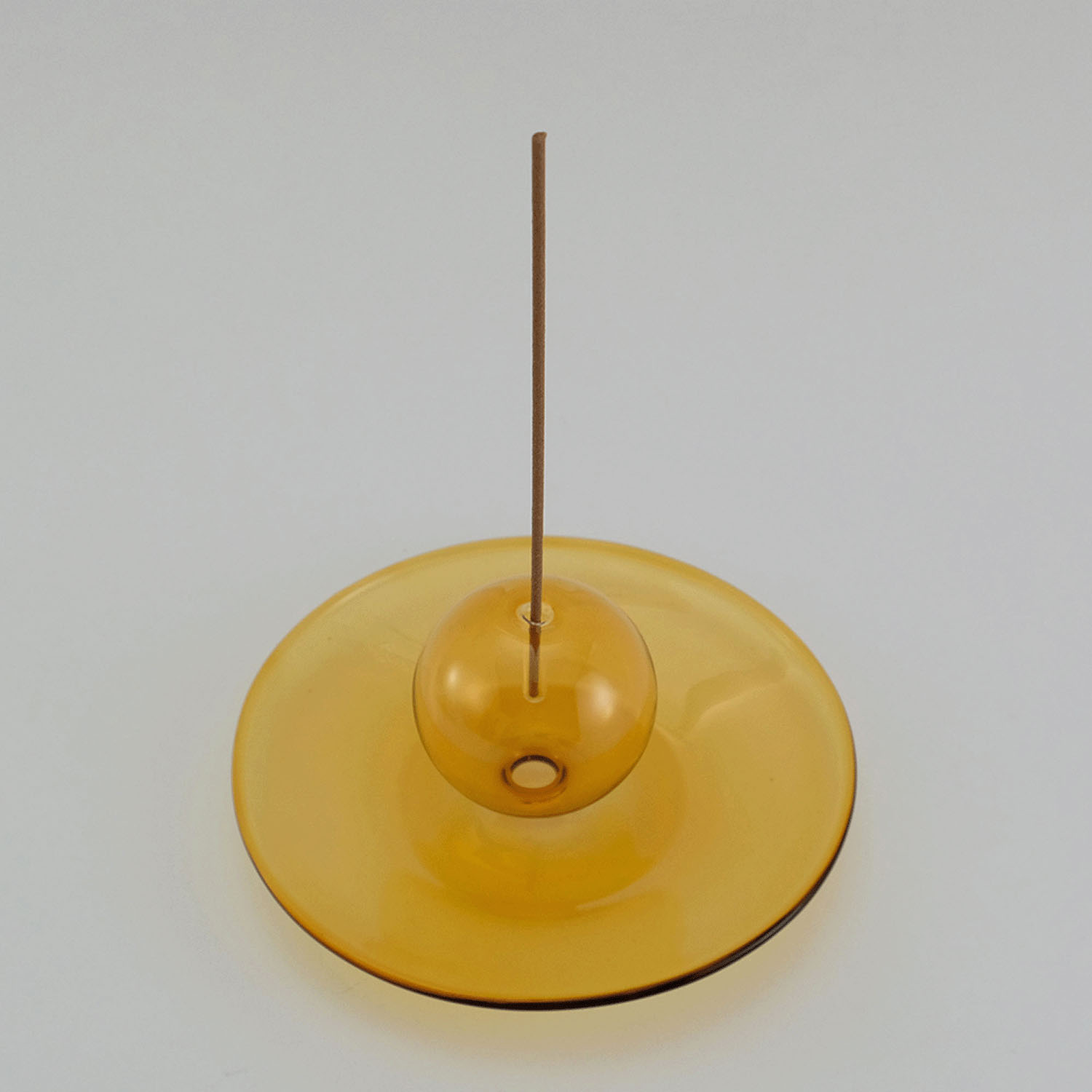 落ちる灰を受け止めるガラスの香立て - 画像14