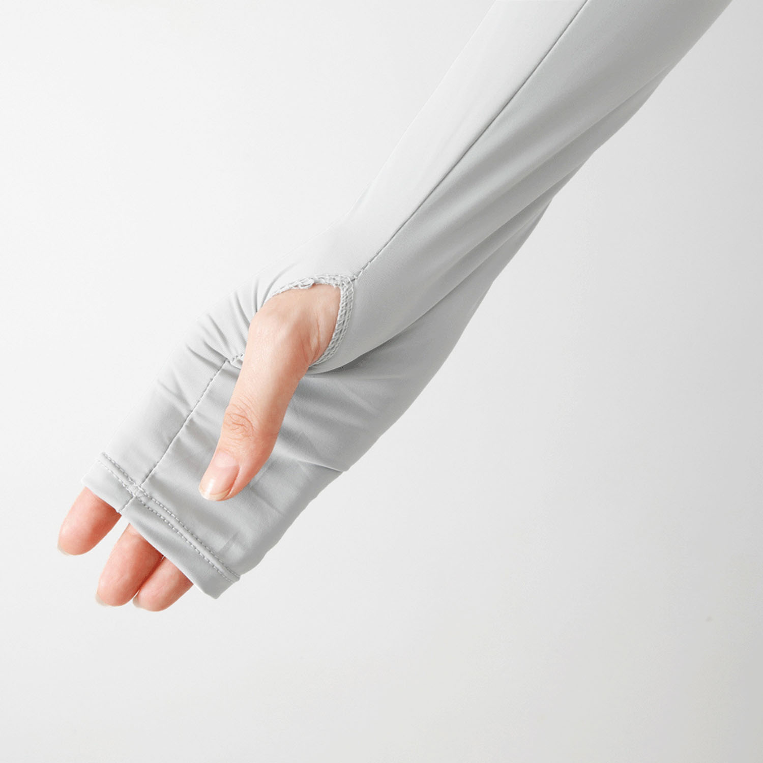 夏に差が出るUVアームカバー グレー - 画像5