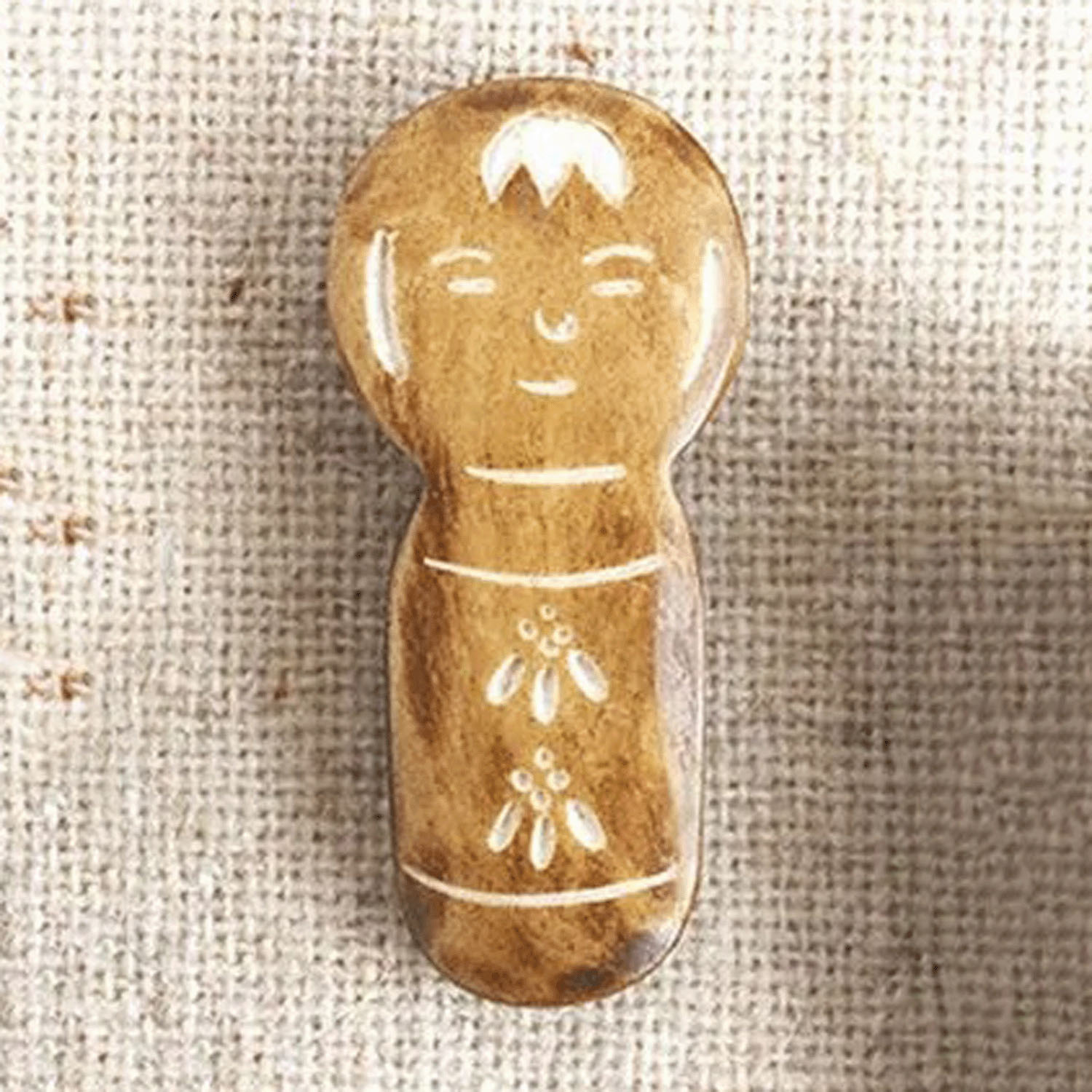 Boneブローチ こけし