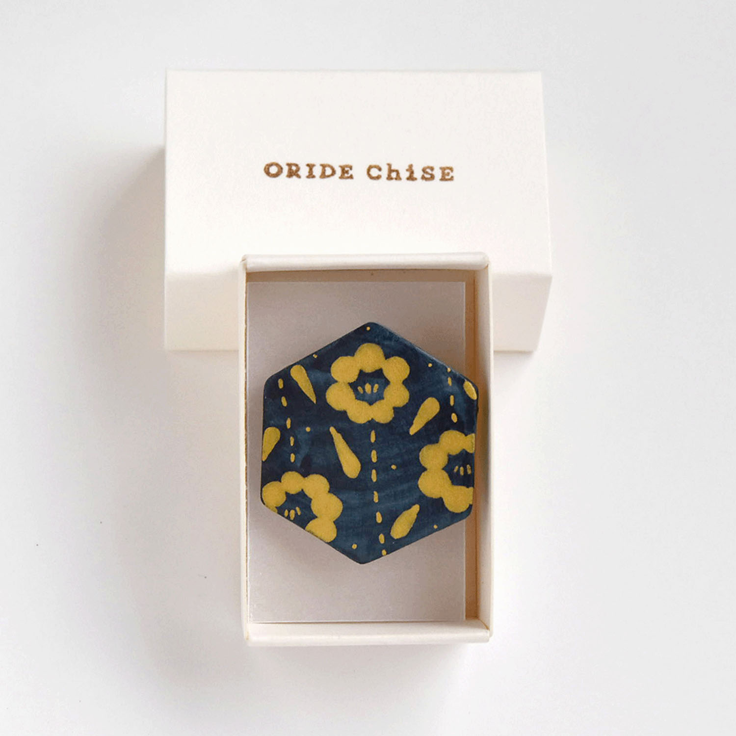 ORIDE ChiSE（おりでちせ）陶製ブローチ 六角形 - 画像6